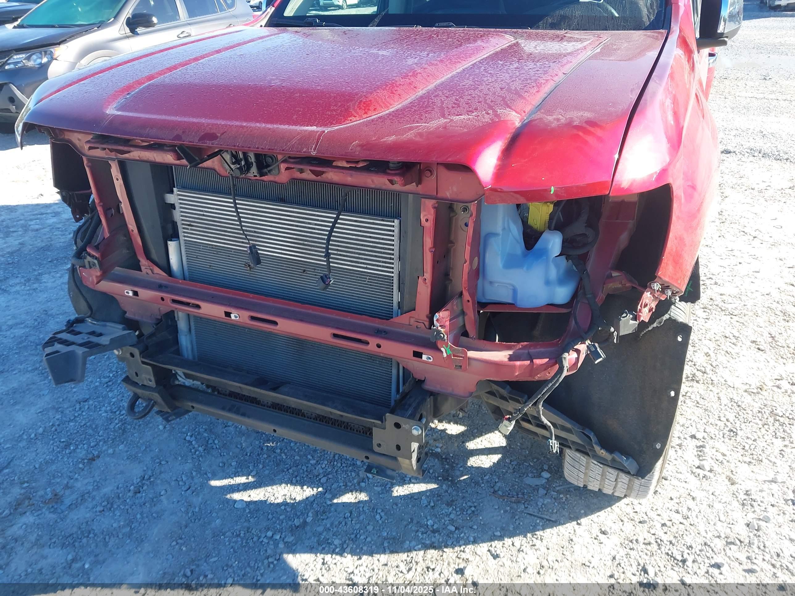 GMC CANYON image 6