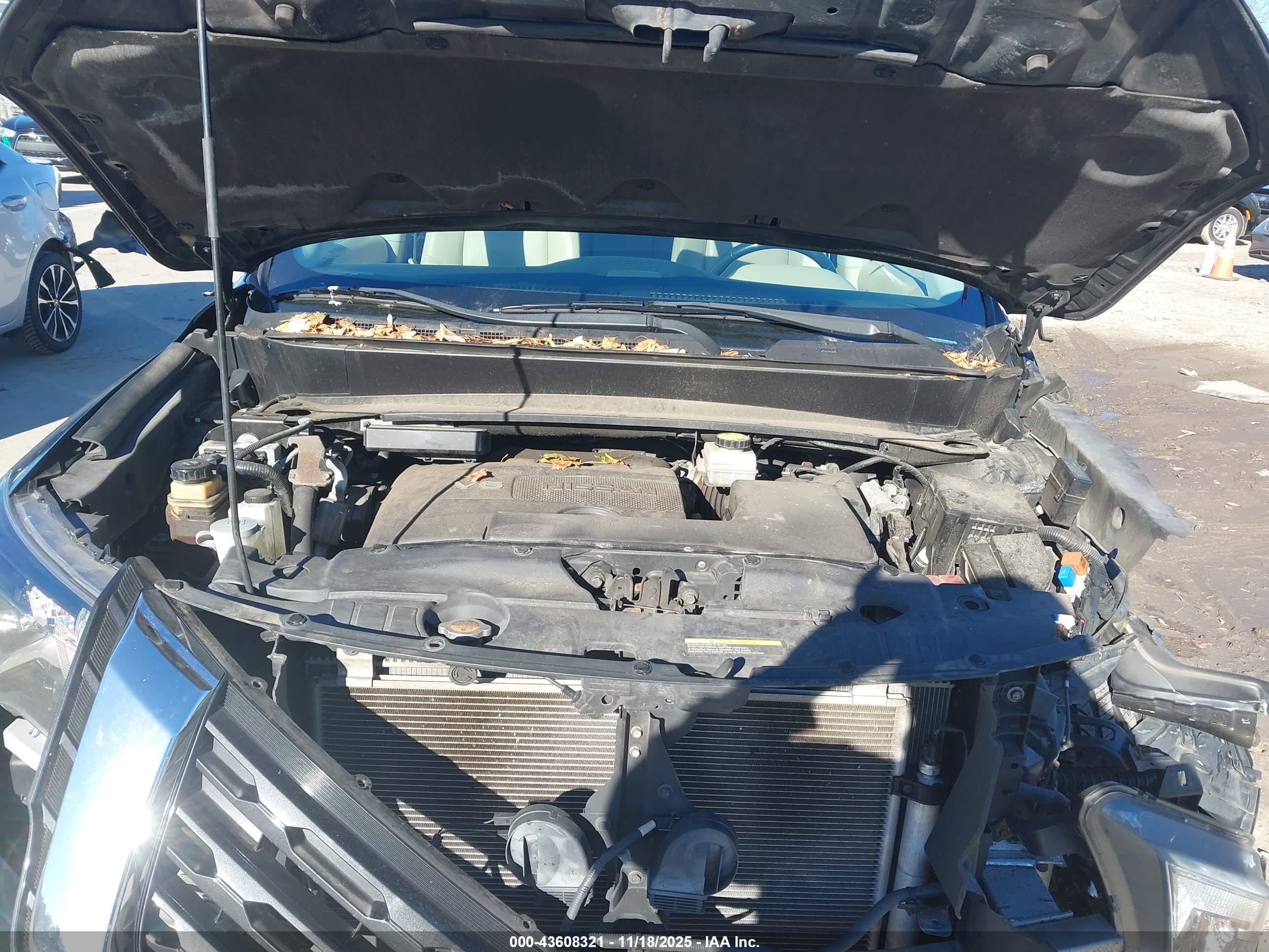 NISSAN PATHFINDER image 10