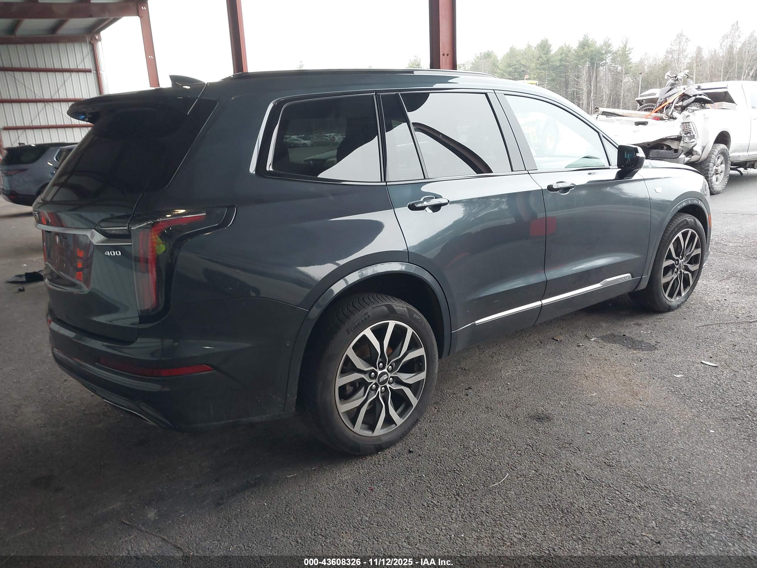 CADILLAC XT6 image 4