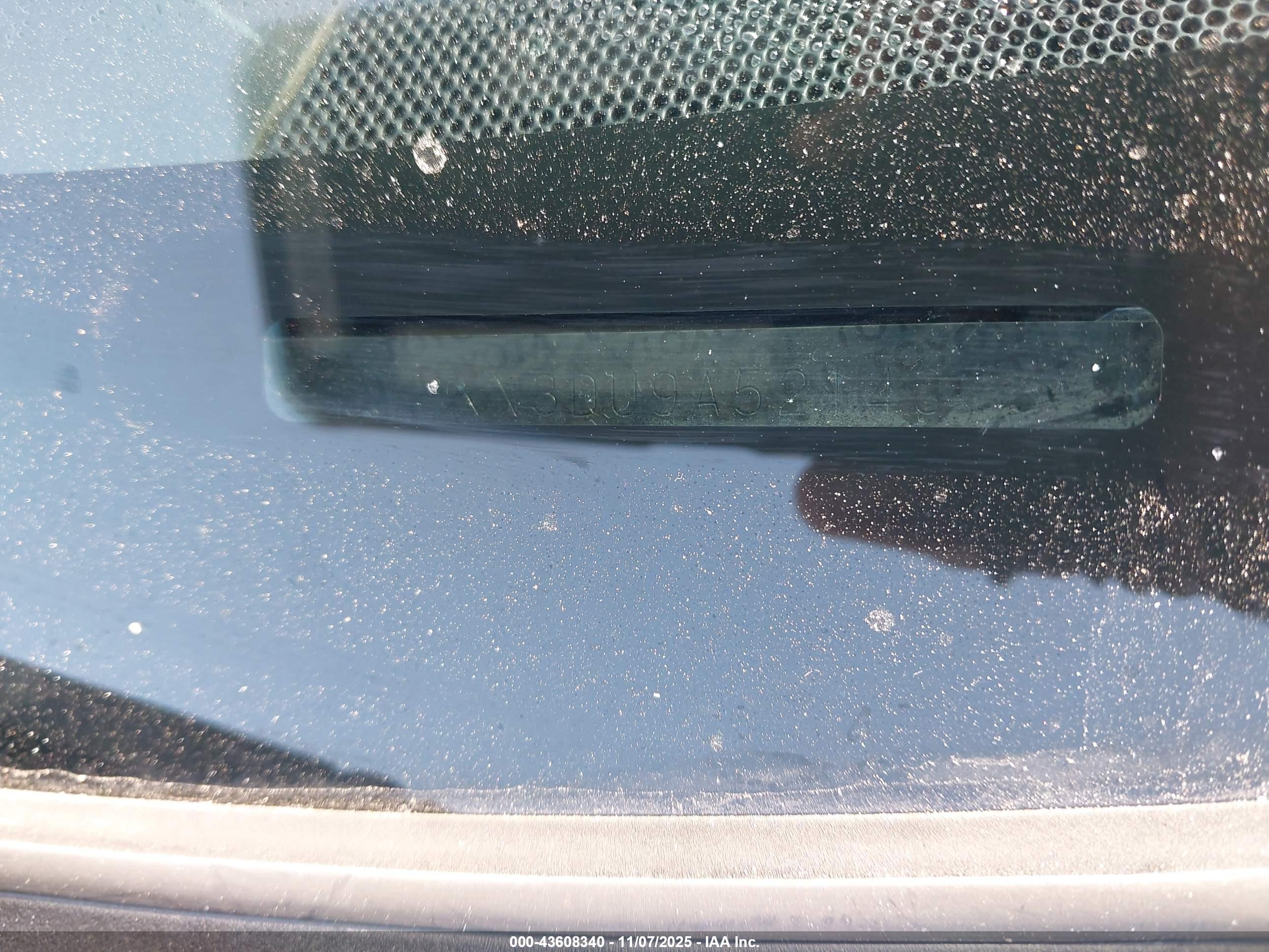 TOYOTA PRIUS image 9