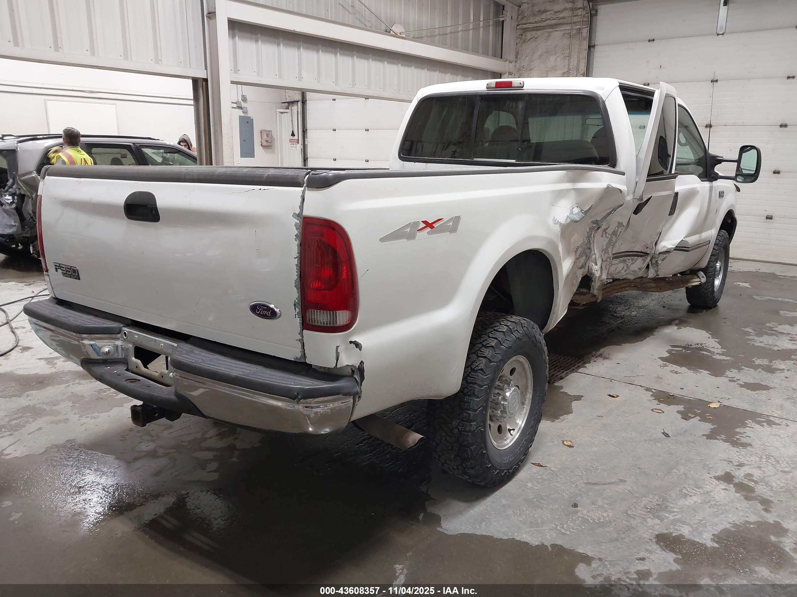 FORD F-350 image 4