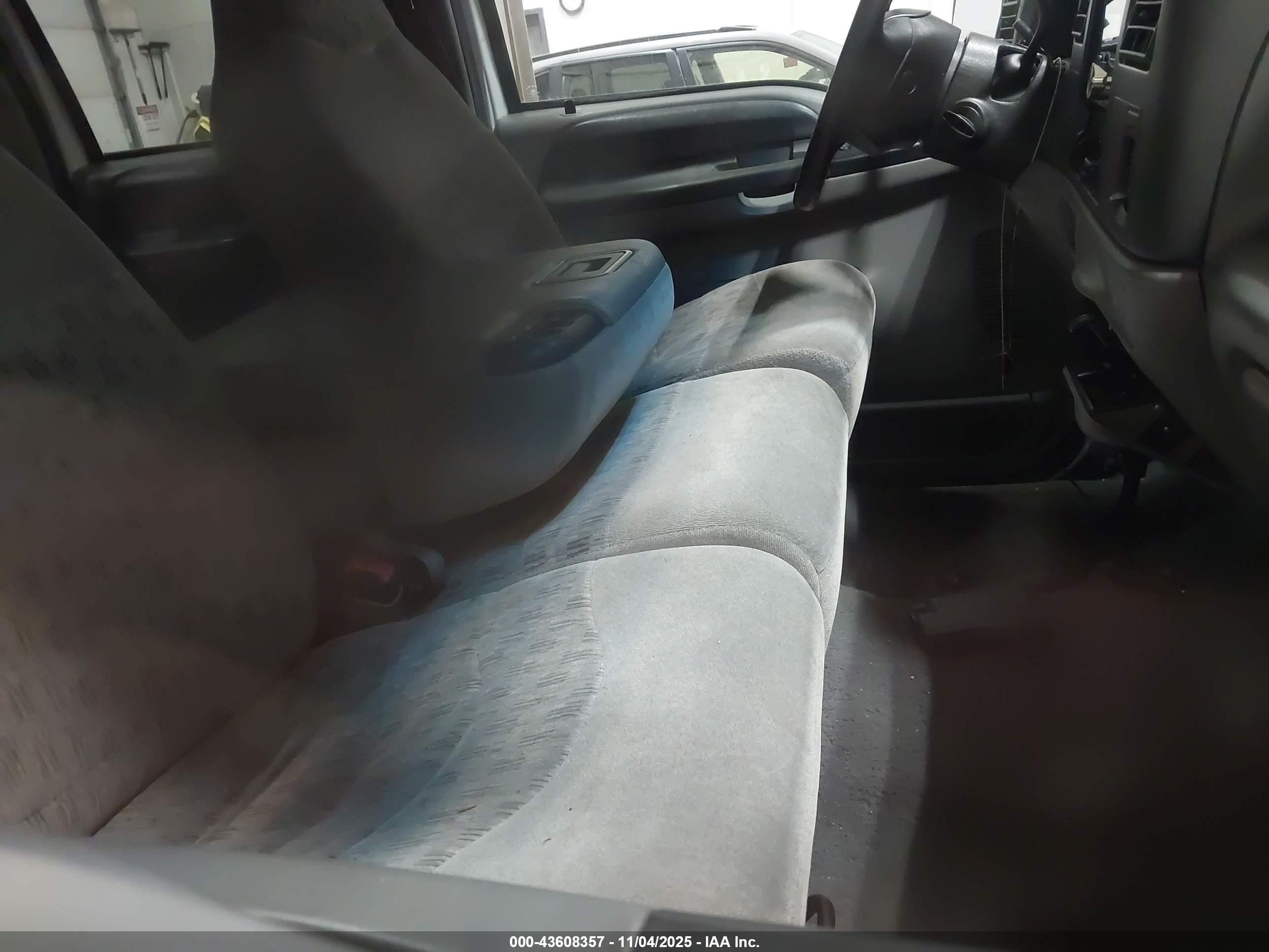 FORD F-350 image 5
