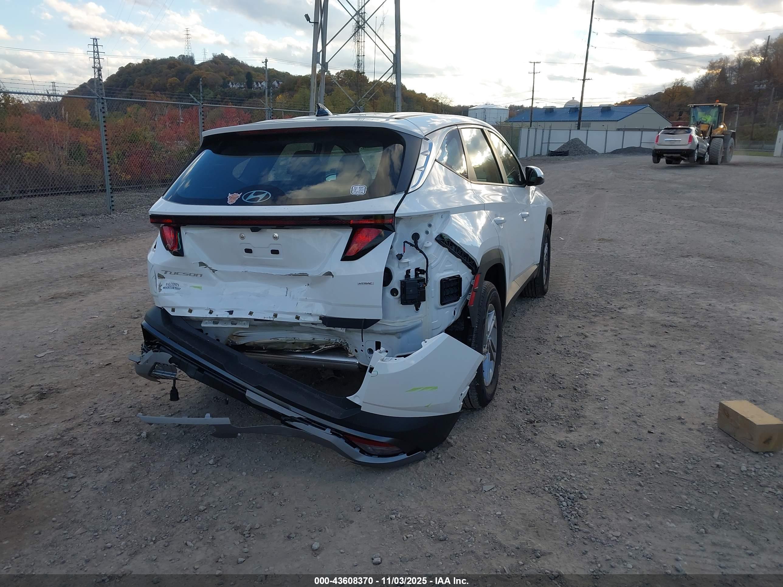 HYUNDAI TUCSON image 4