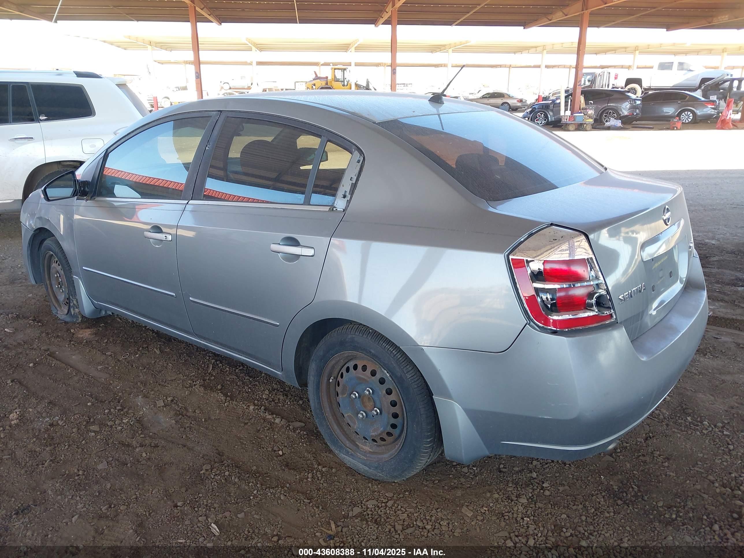 NISSAN SENTRA image 3