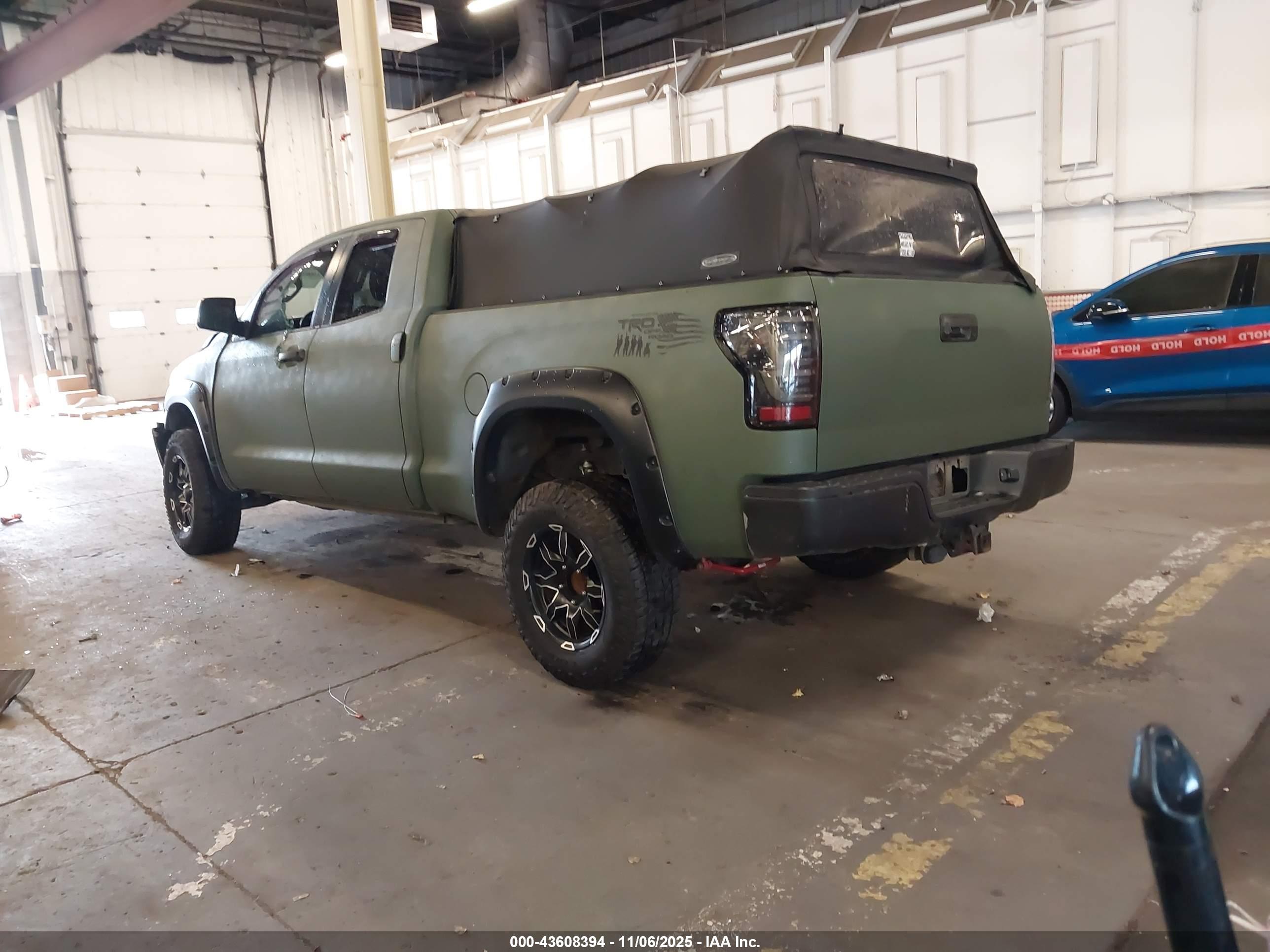 TOYOTA TUNDRA image 3