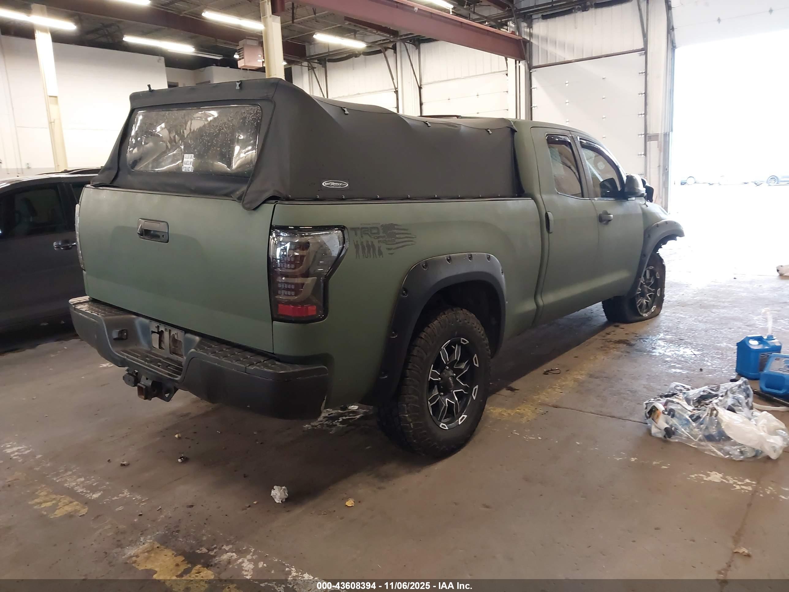 TOYOTA TUNDRA image 4