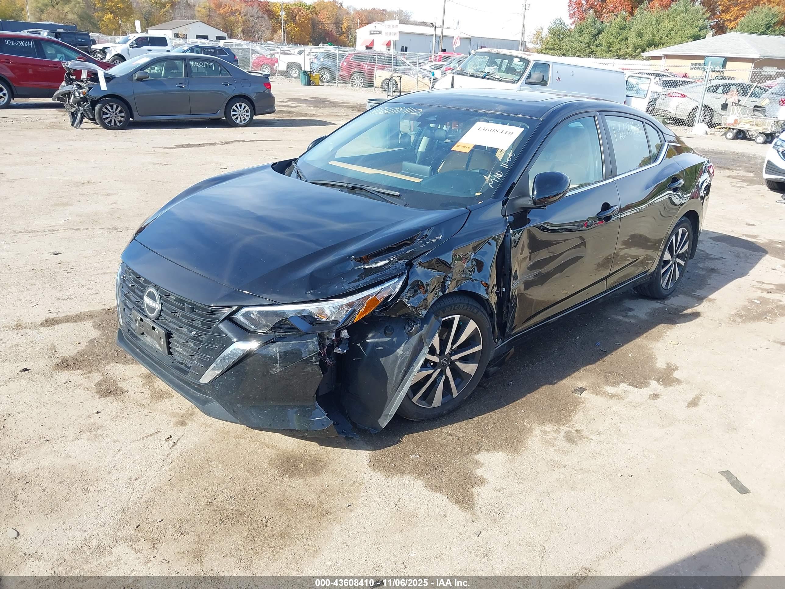 NISSAN SENTRA image 2