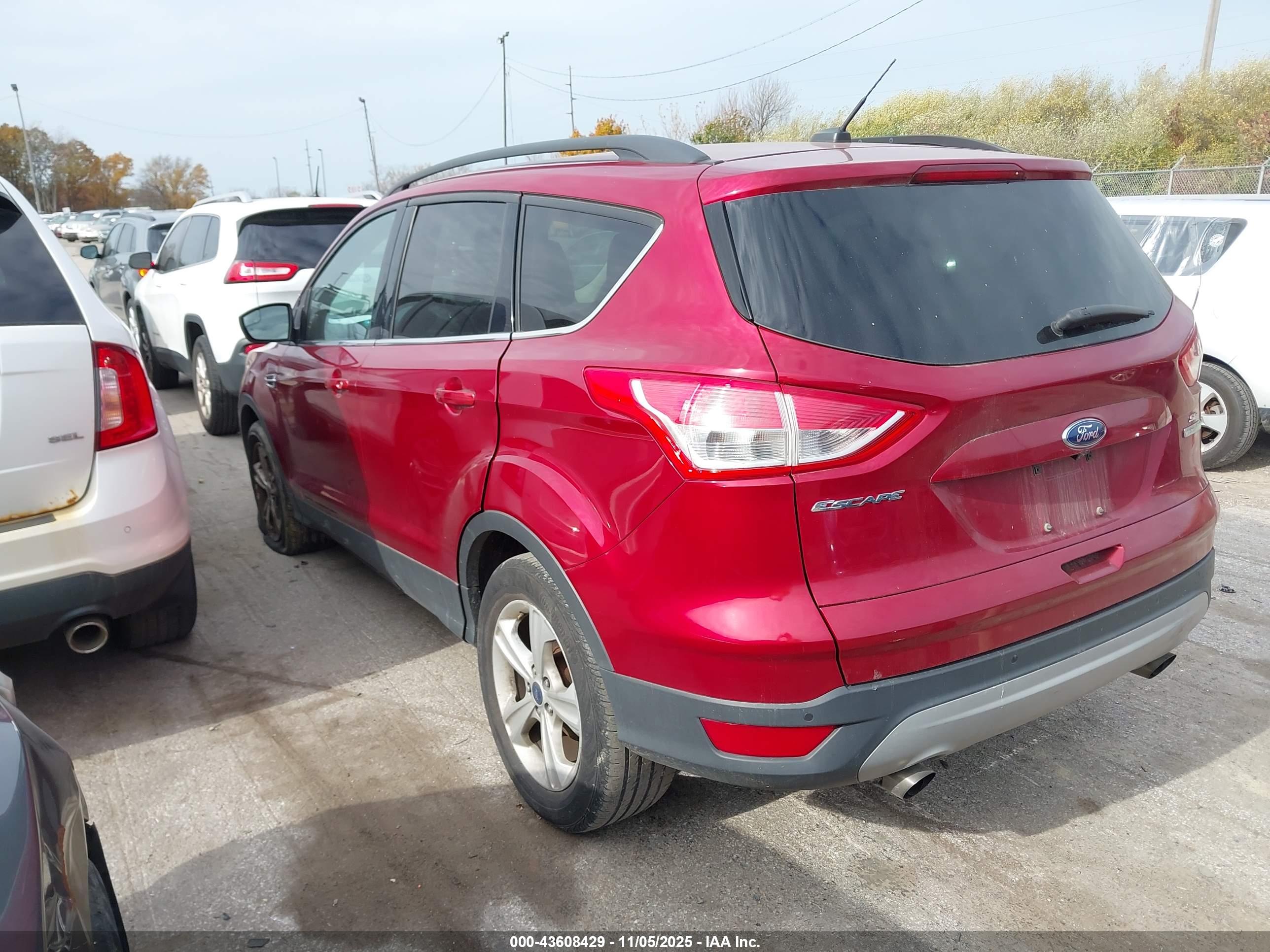 FORD ESCAPE image 3