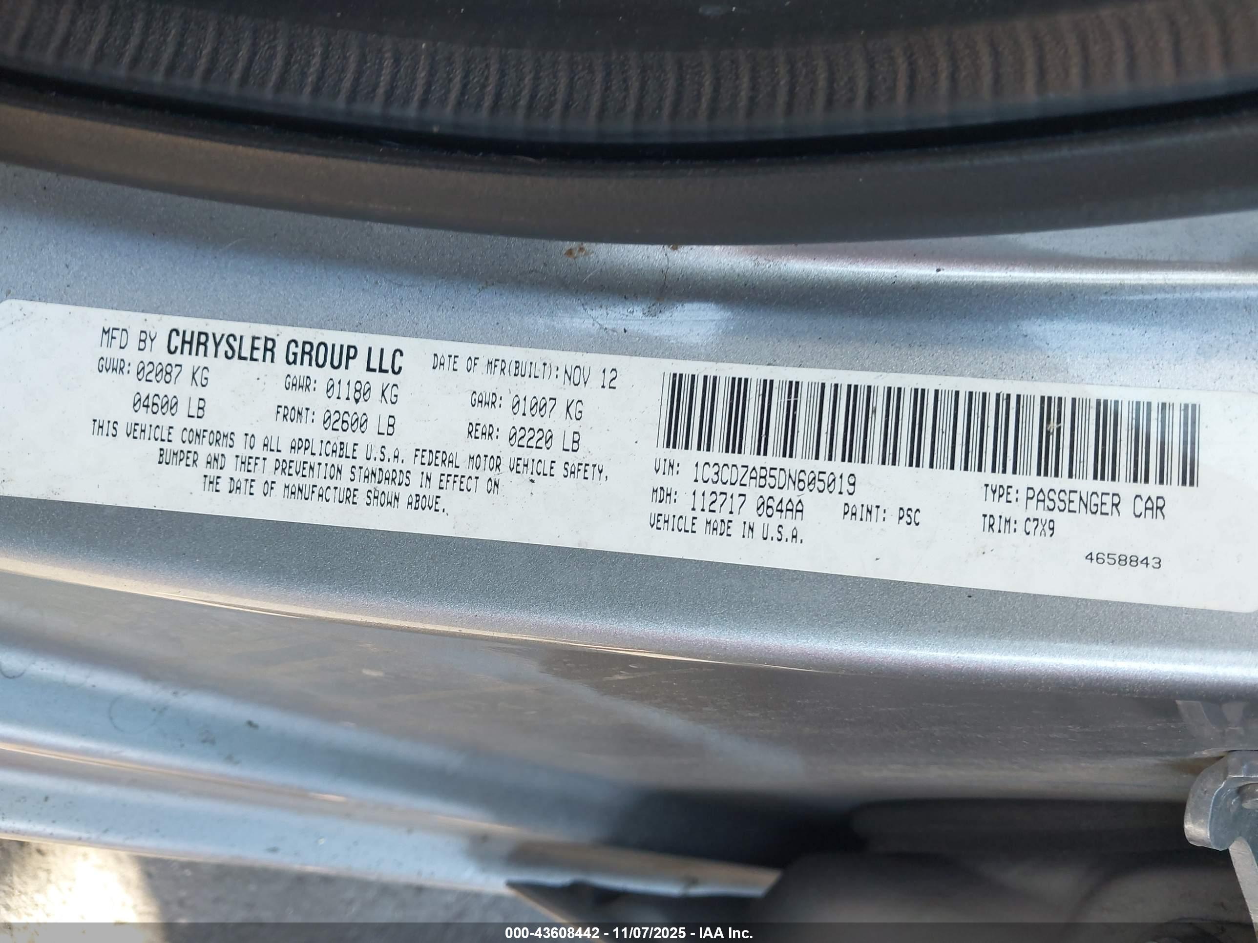 DODGE AVENGER image 9