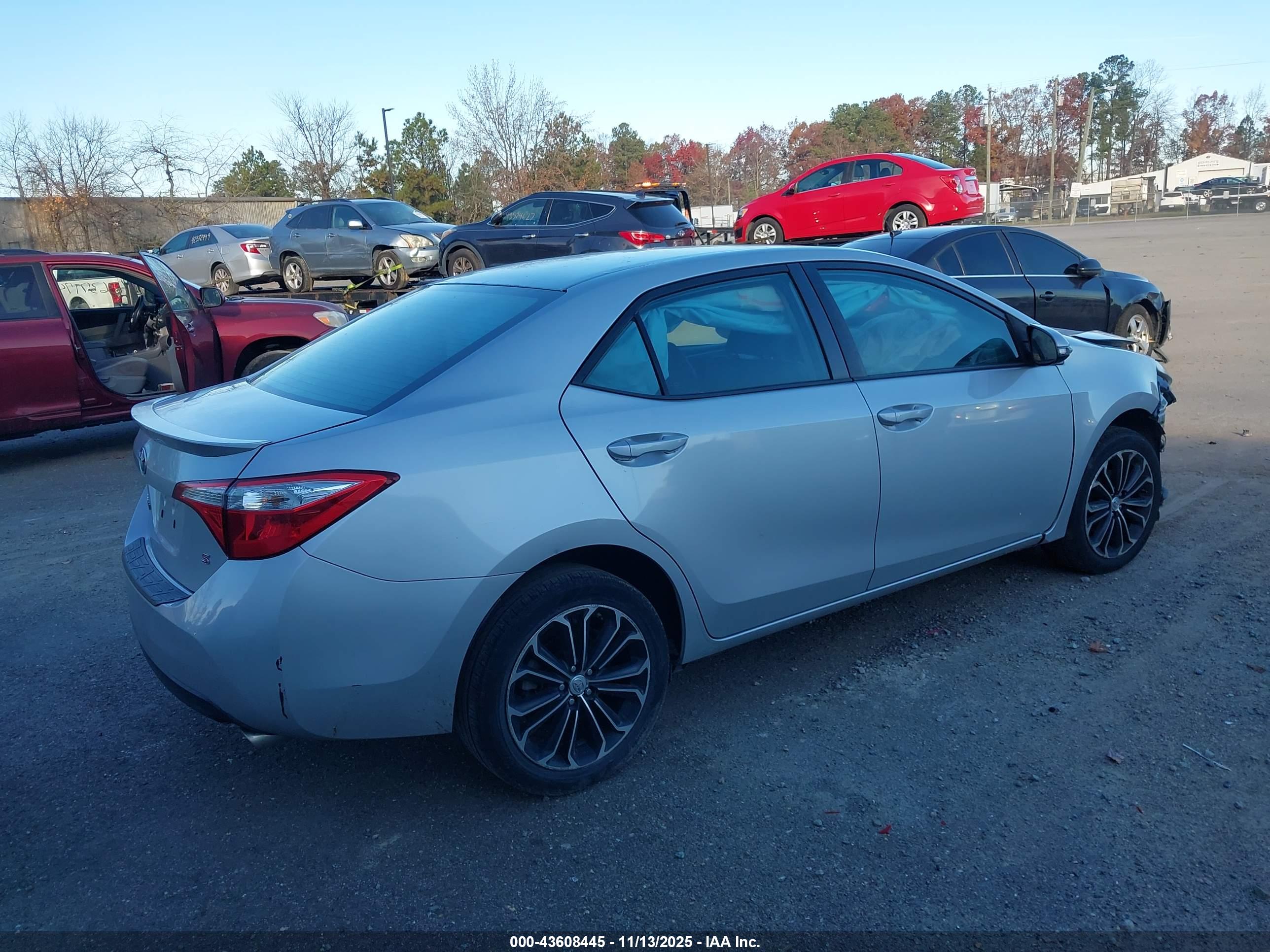 TOYOTA COROLLA image 4