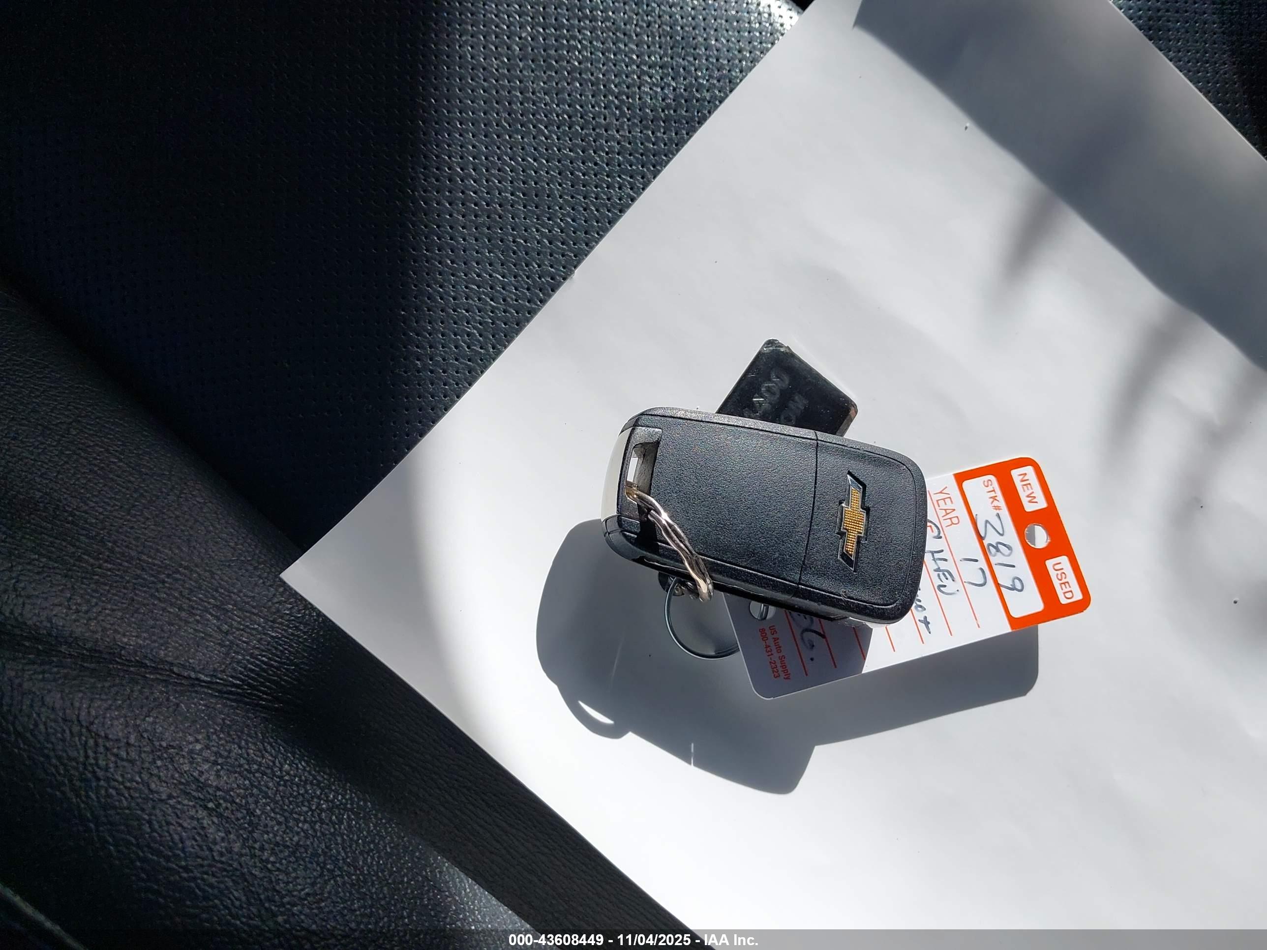 CHEVROLET EQUINOX image 11