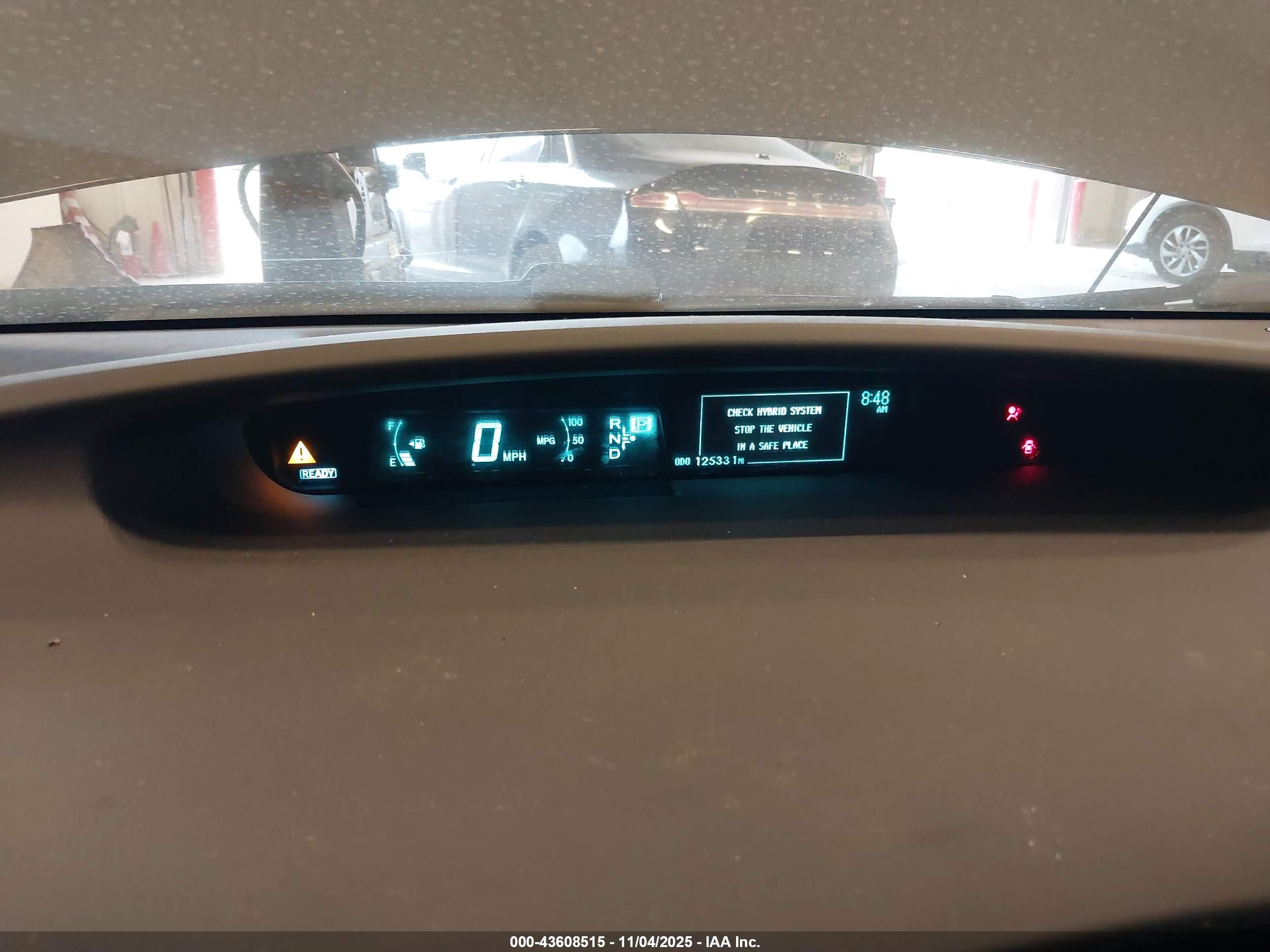 TOYOTA PRIUS image 7