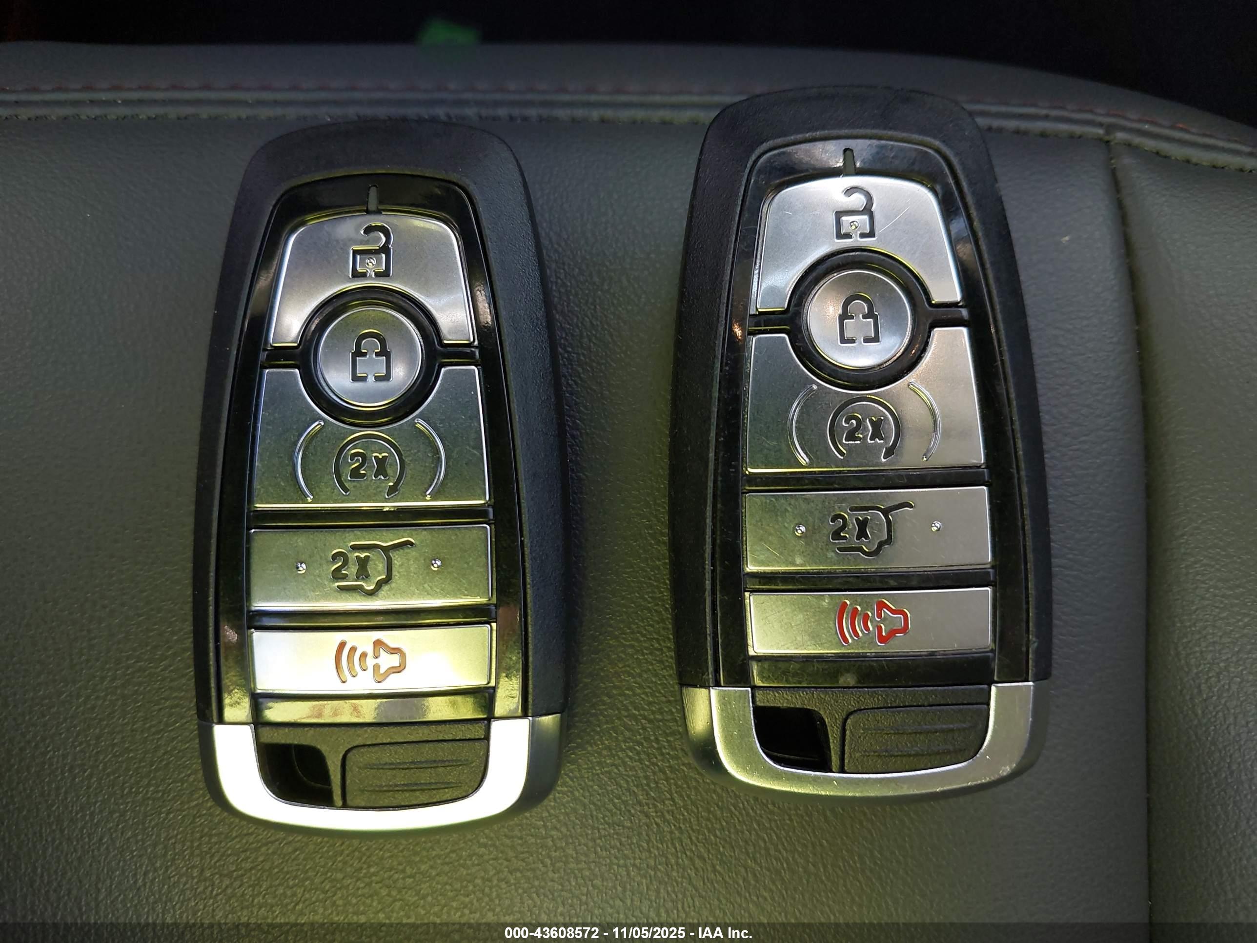 FORD EXPLORER image 11