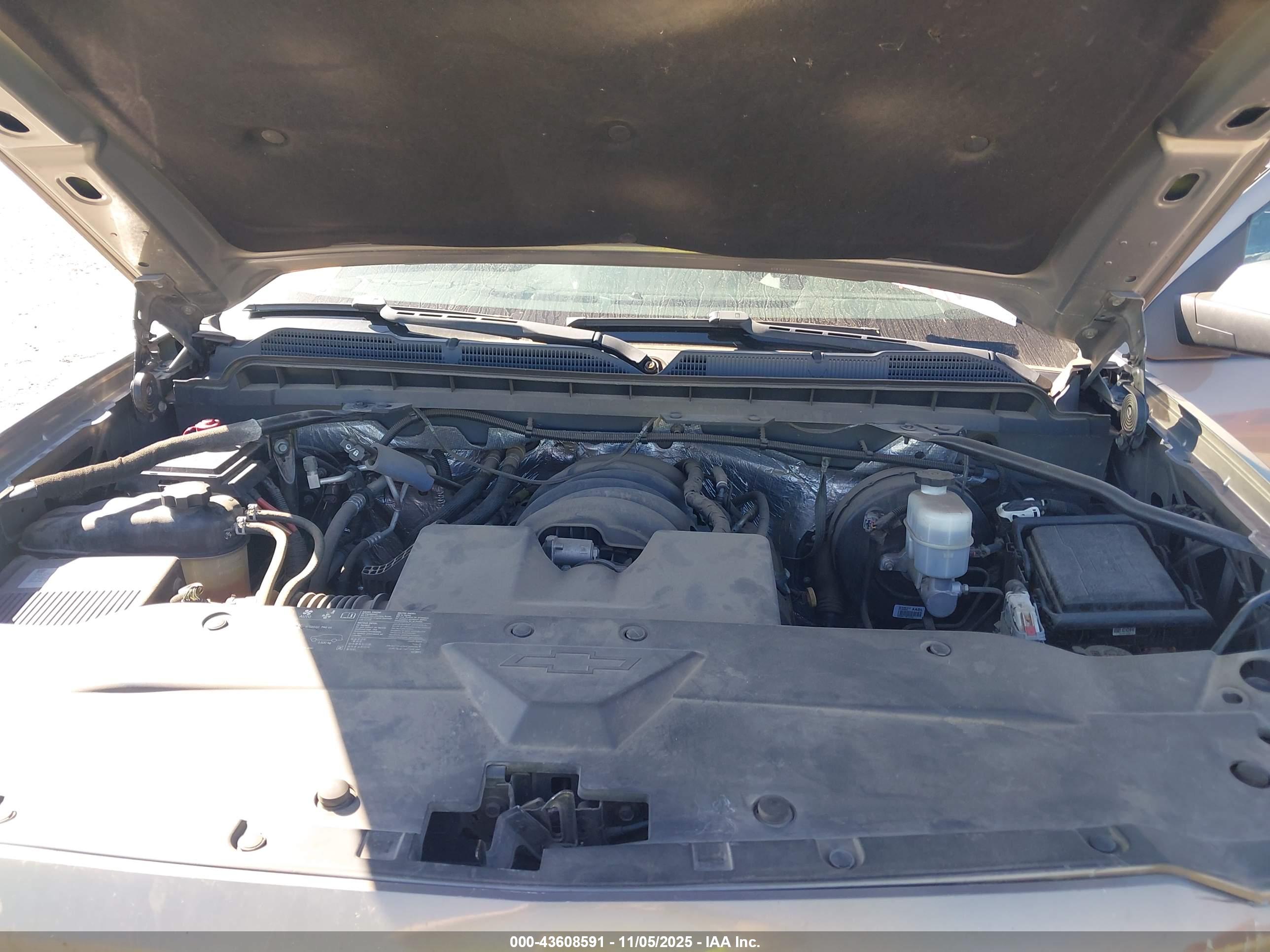 CHEVROLET SILVERADO image 10