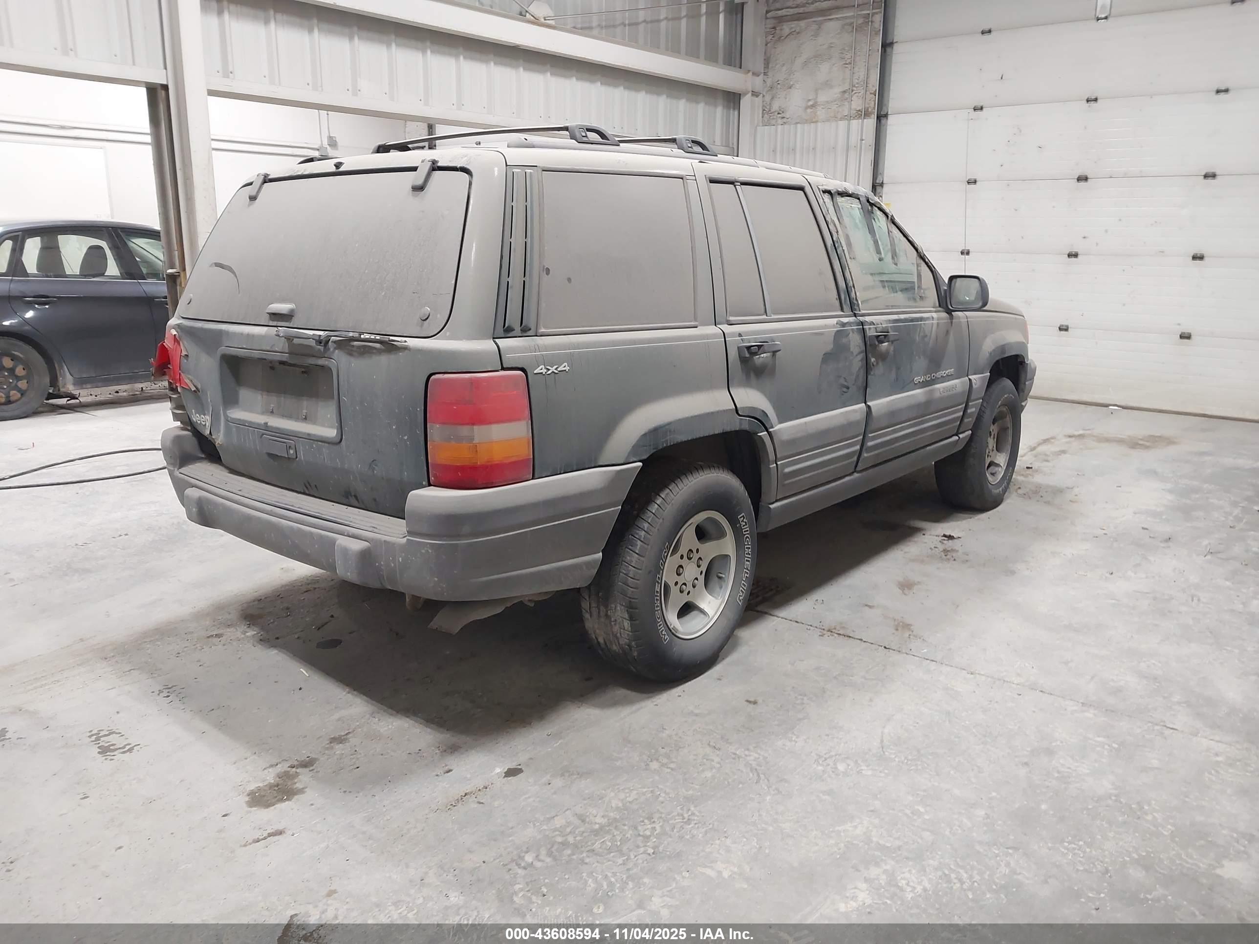 JEEP GRAND image 4