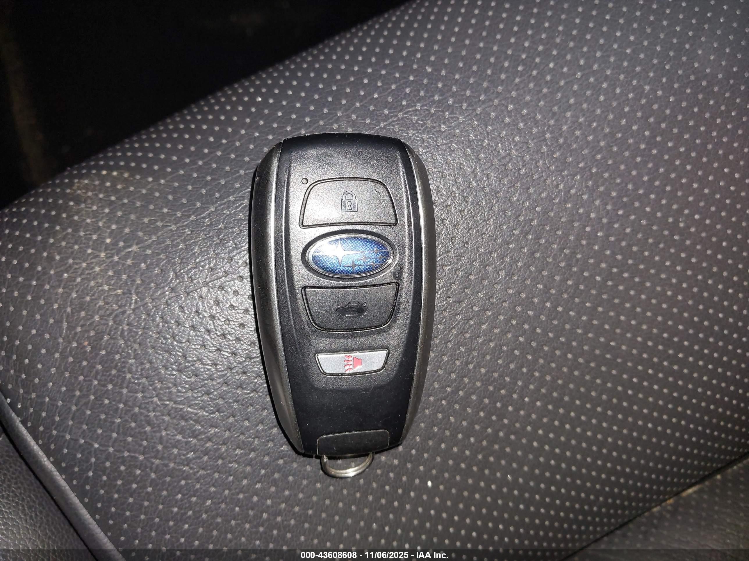 SUBARU OUTBACK image 11