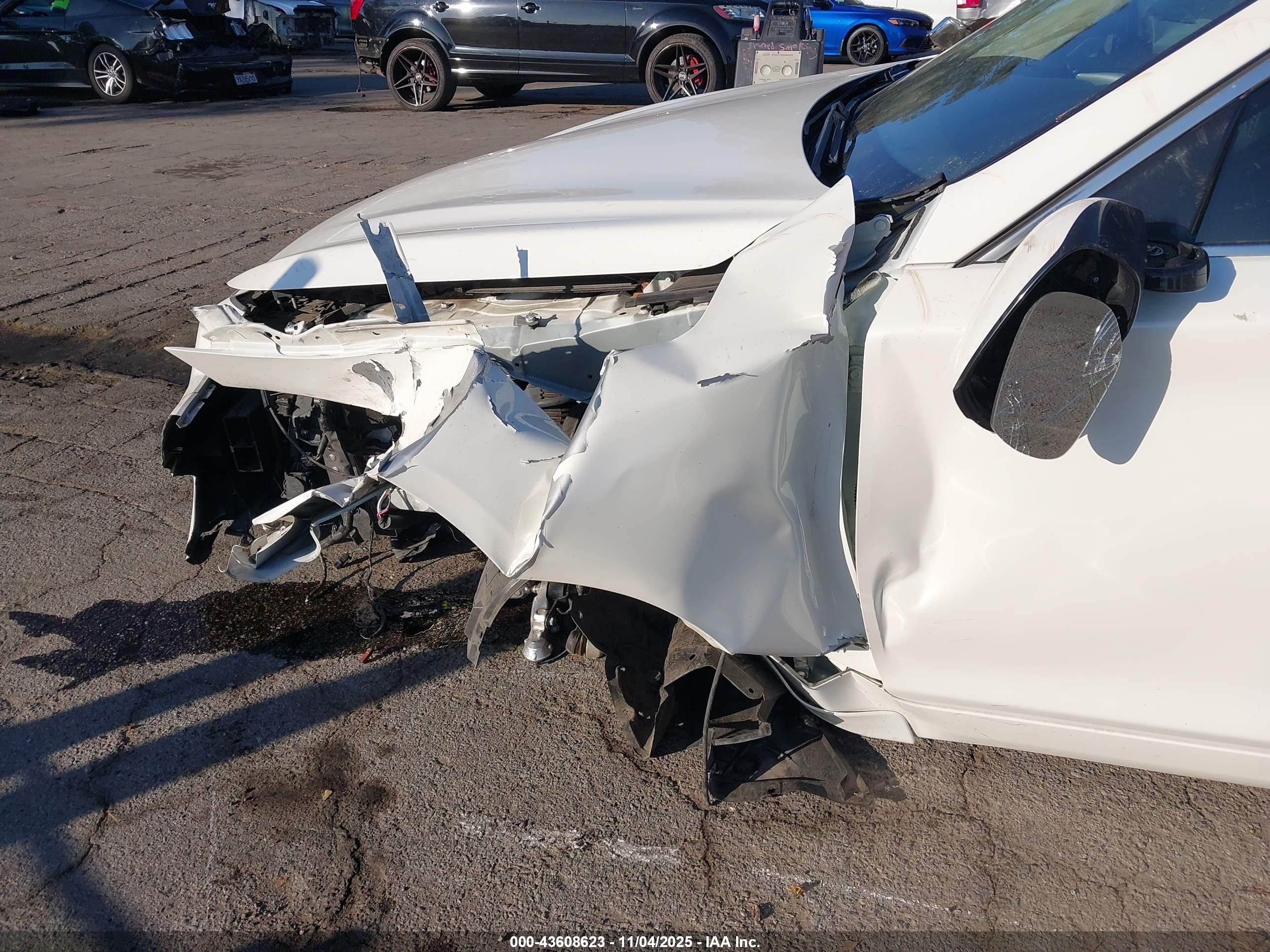 INFINITI Q50 image 6