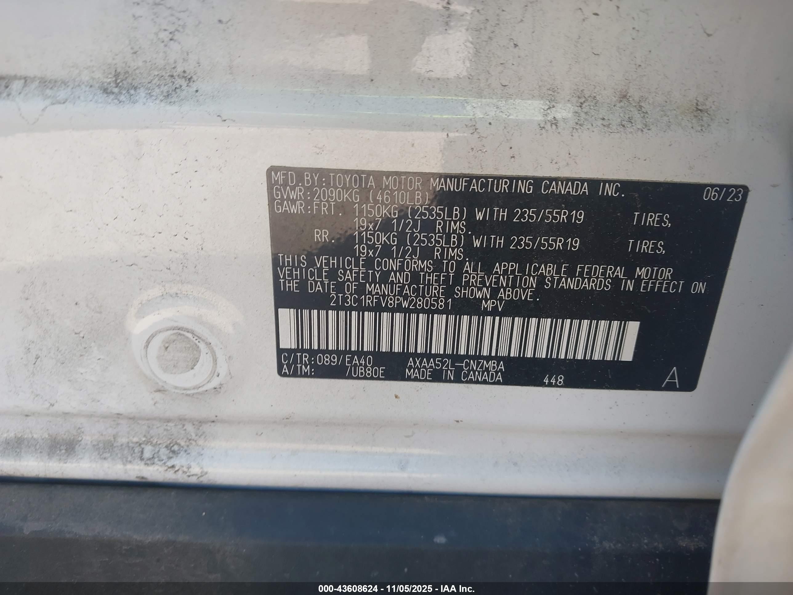 TOYOTA RAV4 image 9