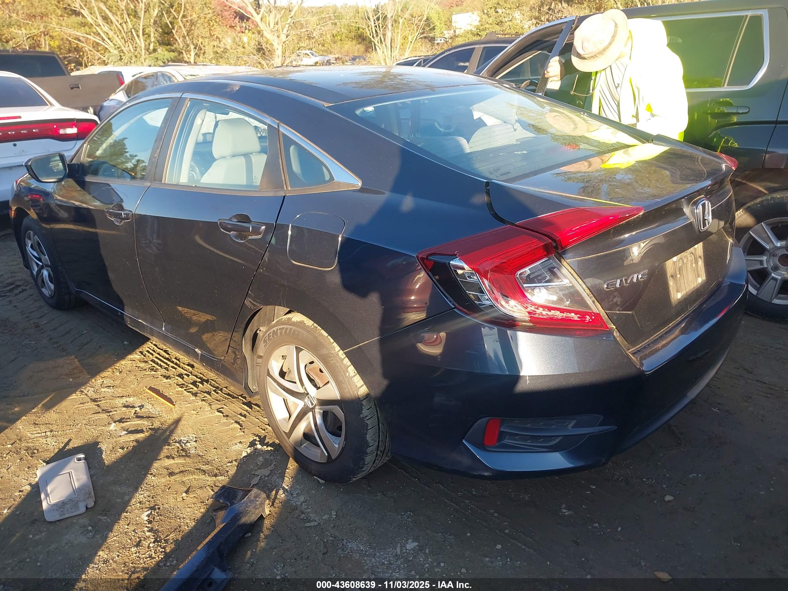HONDA CIVIC image 3