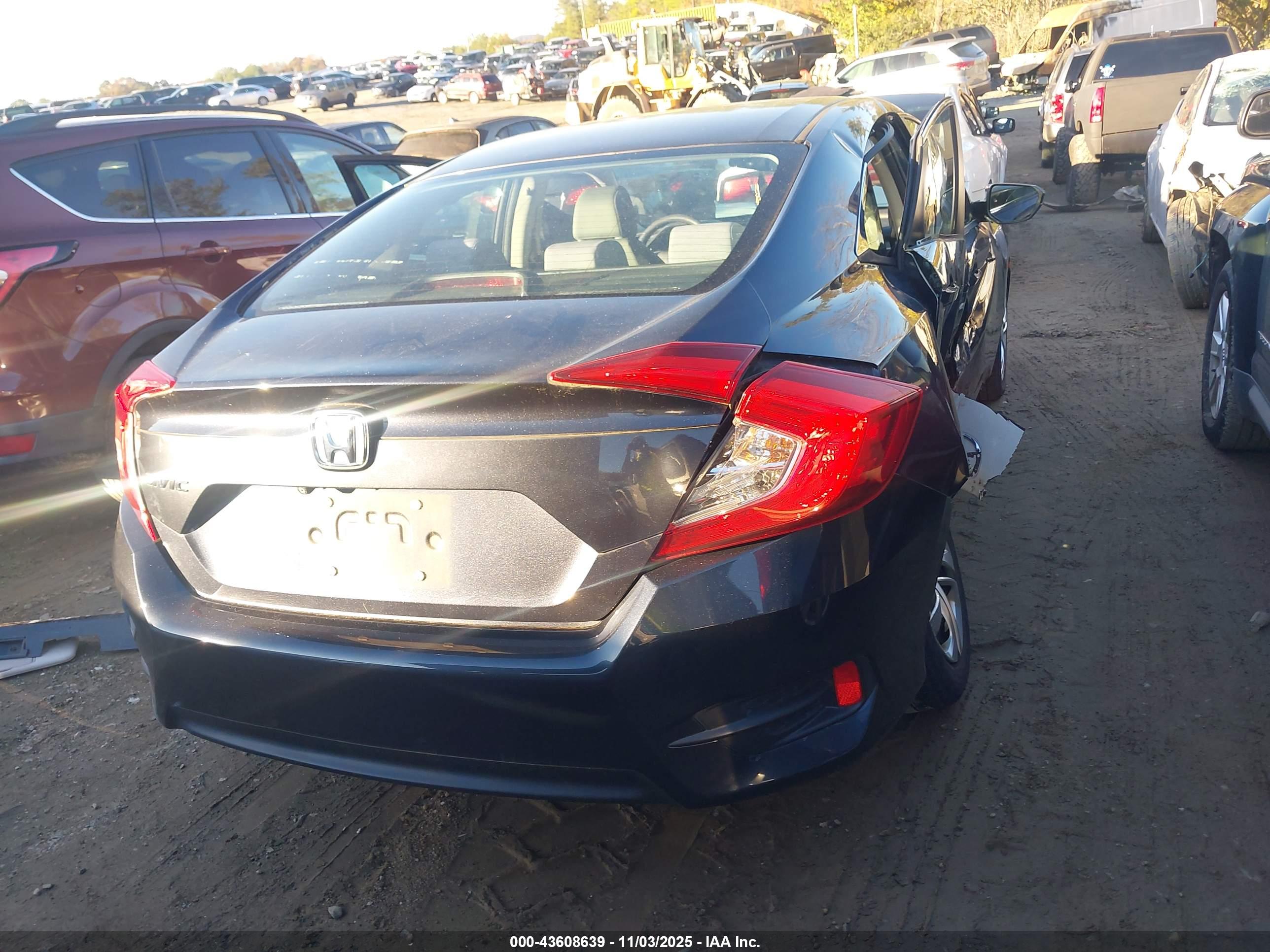 HONDA CIVIC image 4
