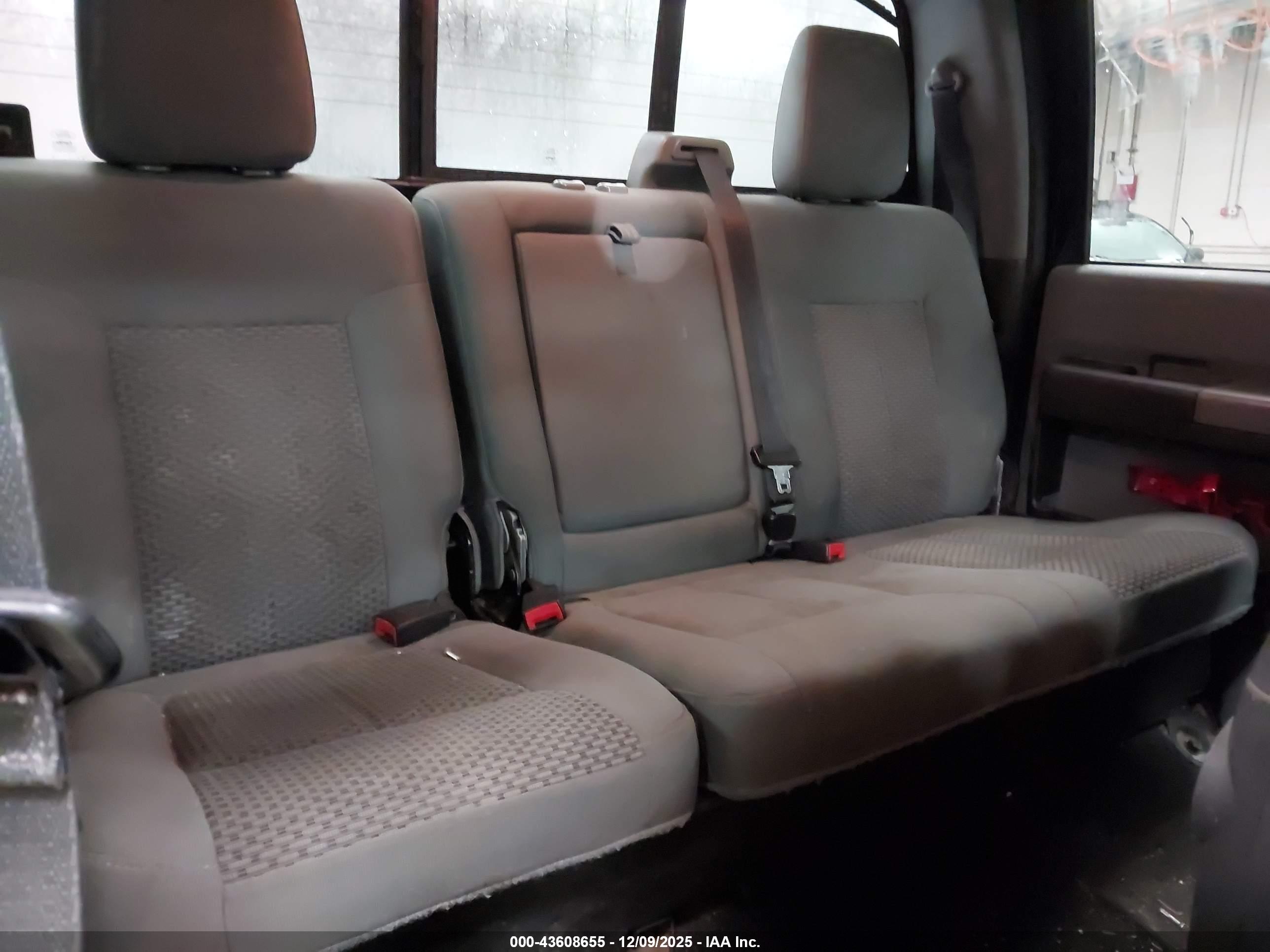 FORD F-250 image 8