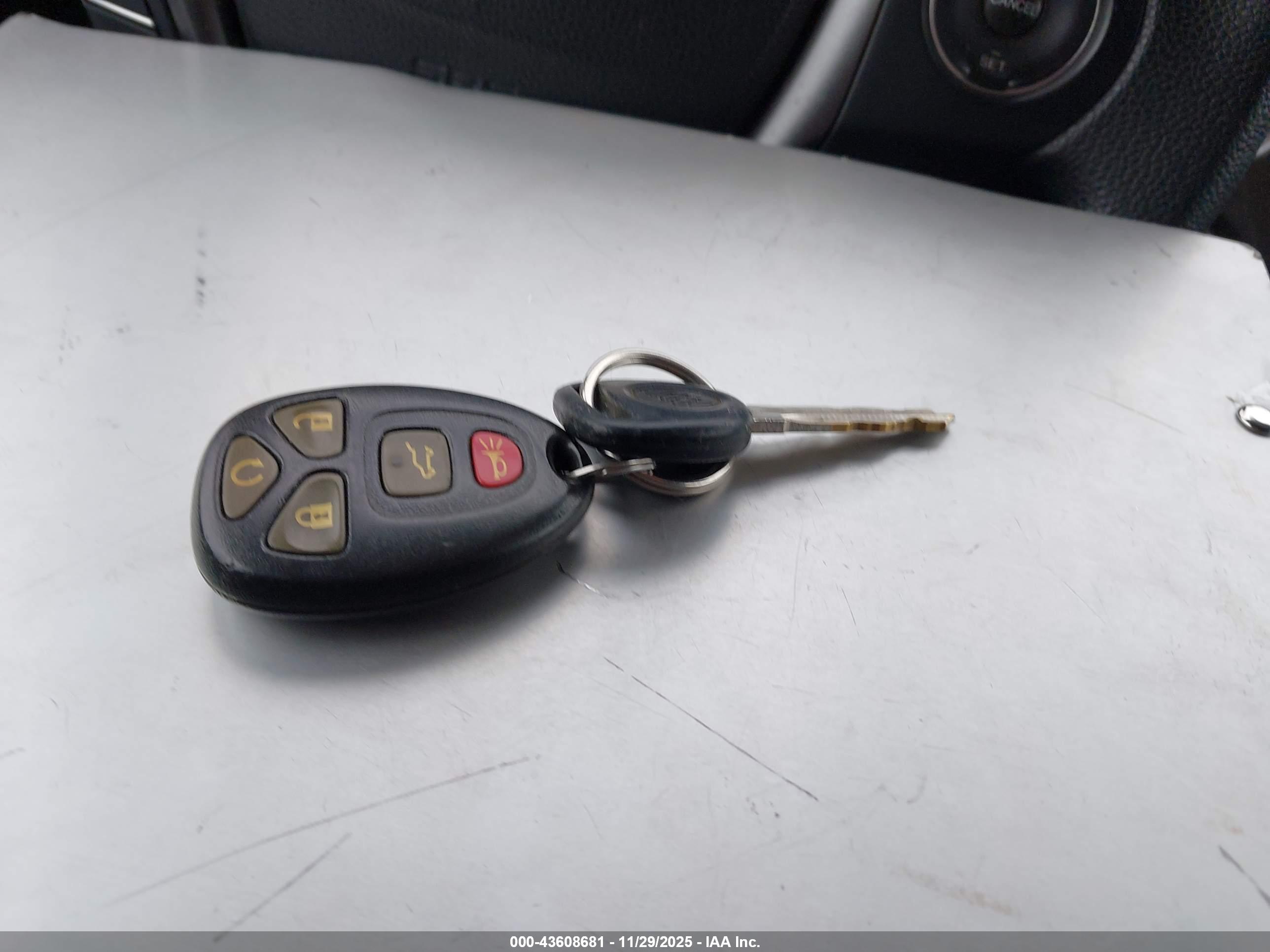 BUICK ENCLAVE image 11