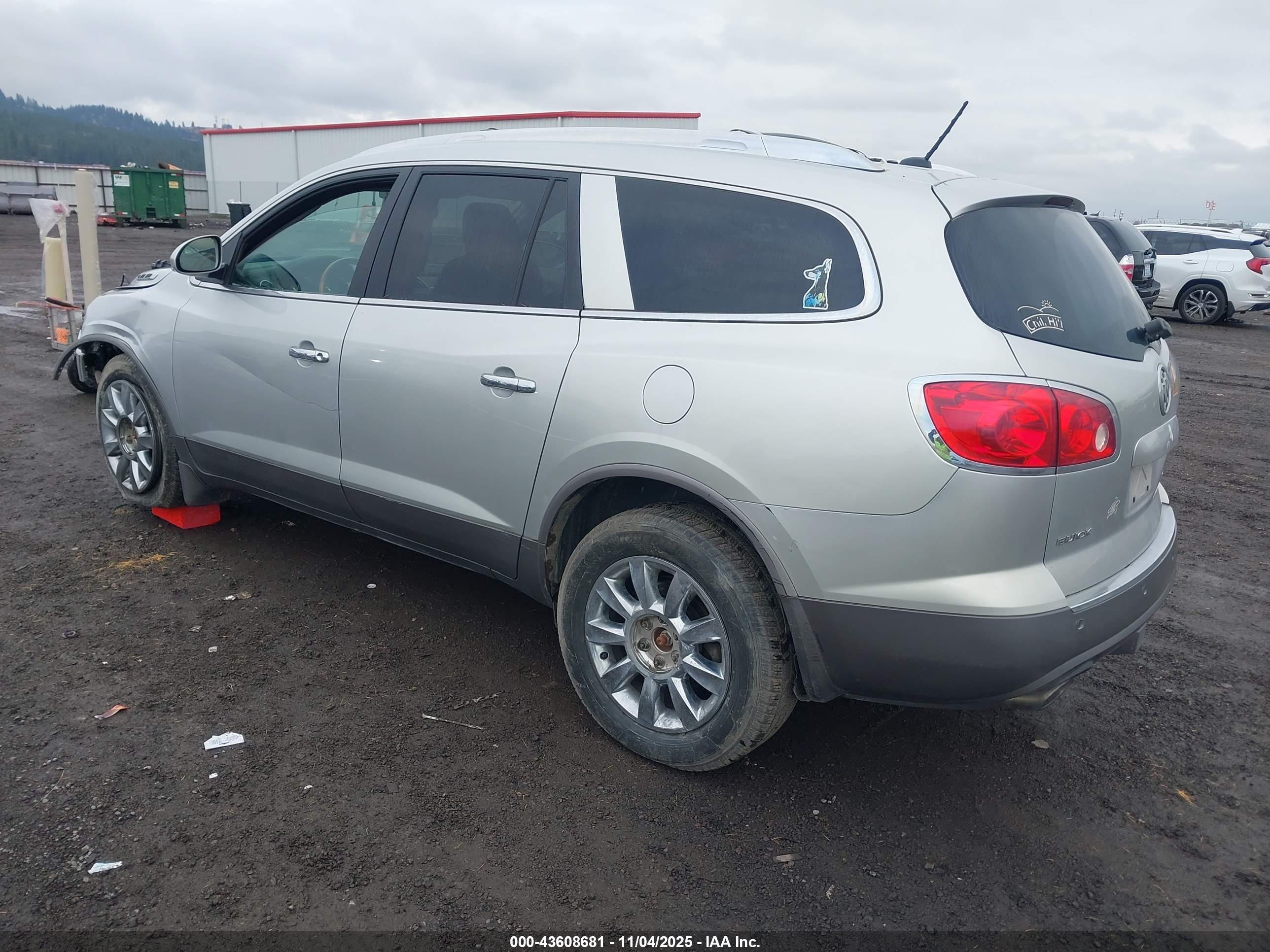BUICK ENCLAVE image 3