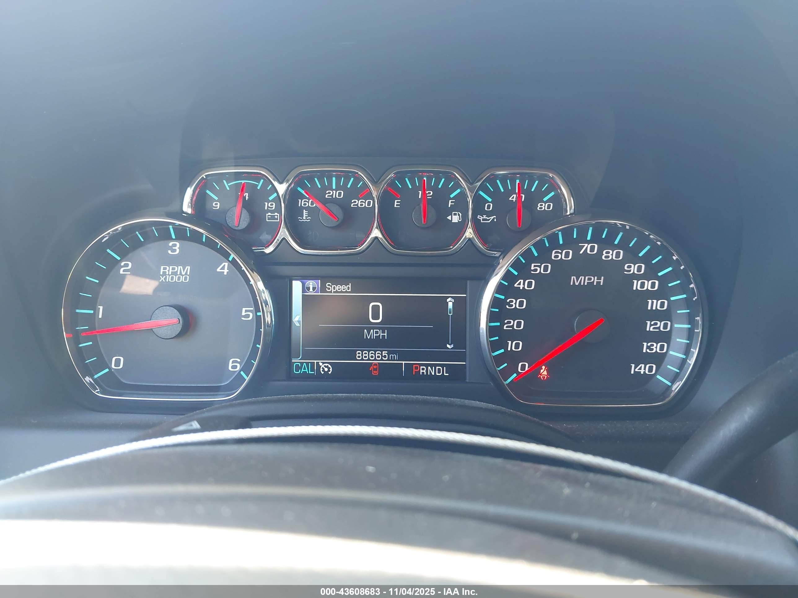 CHEVROLET TAHOE image 7