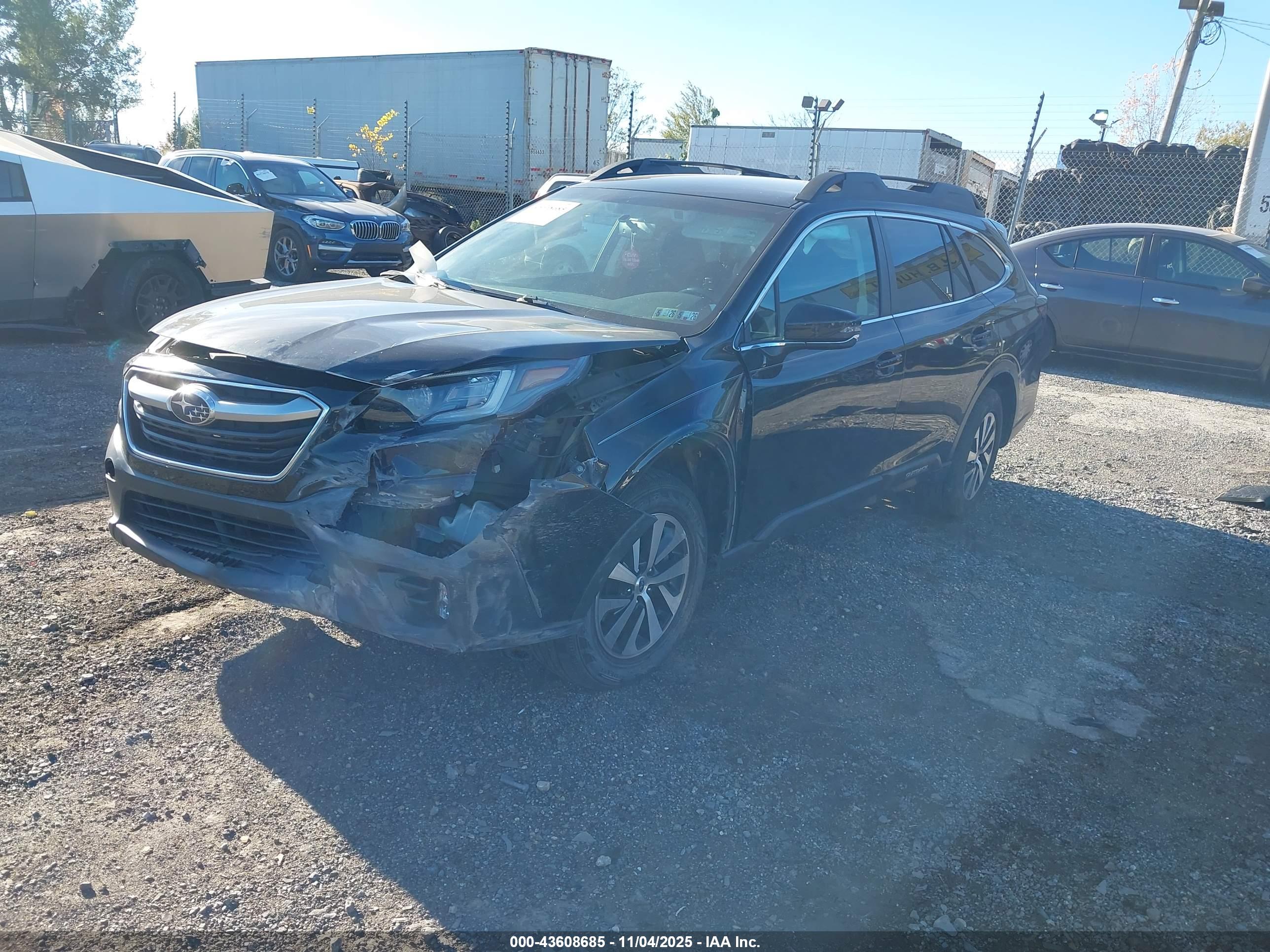 SUBARU OUTBACK image 2