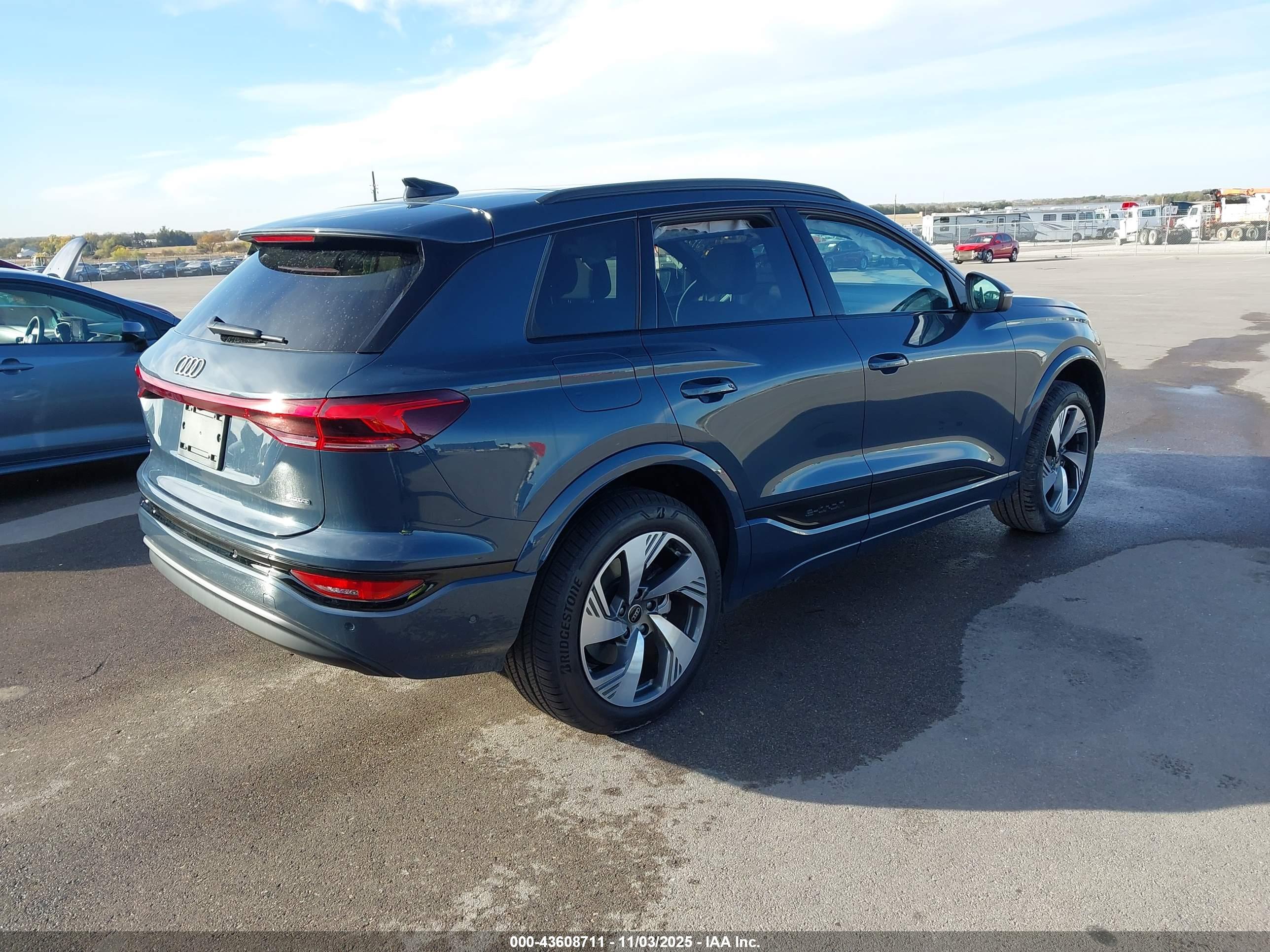 AUDI Q6 image 4