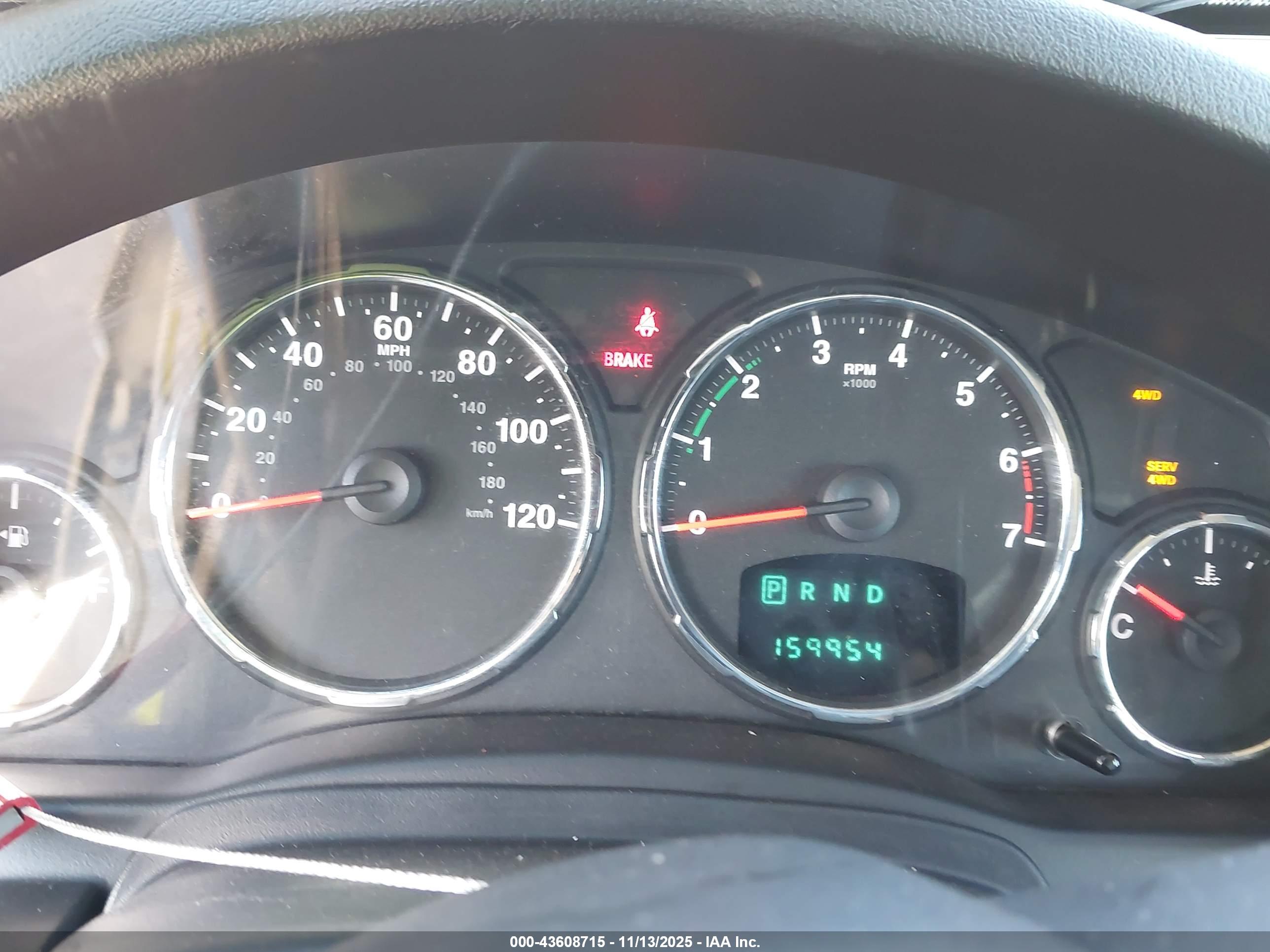JEEP LIBERTY image 7