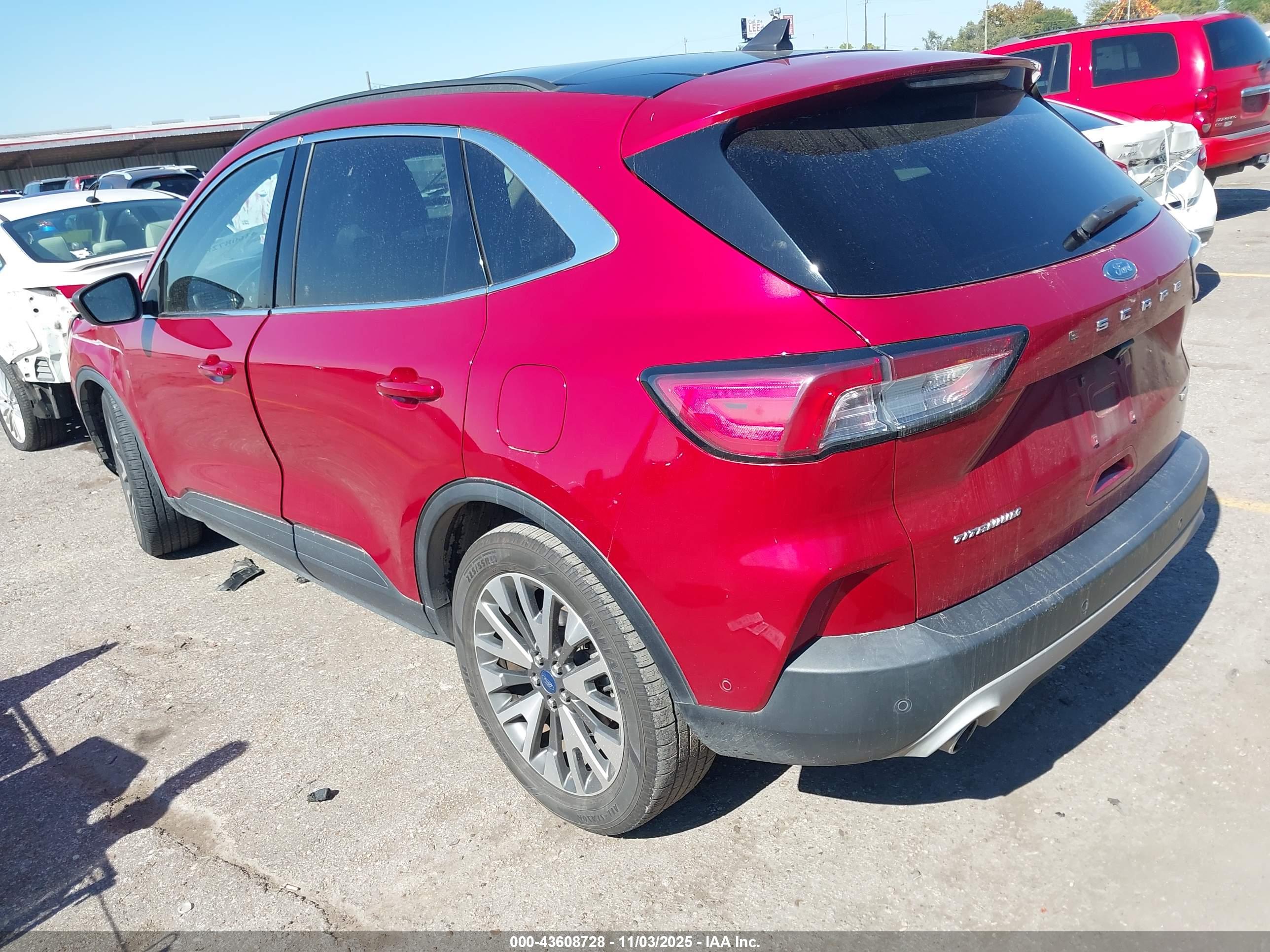 FORD ESCAPE image 3