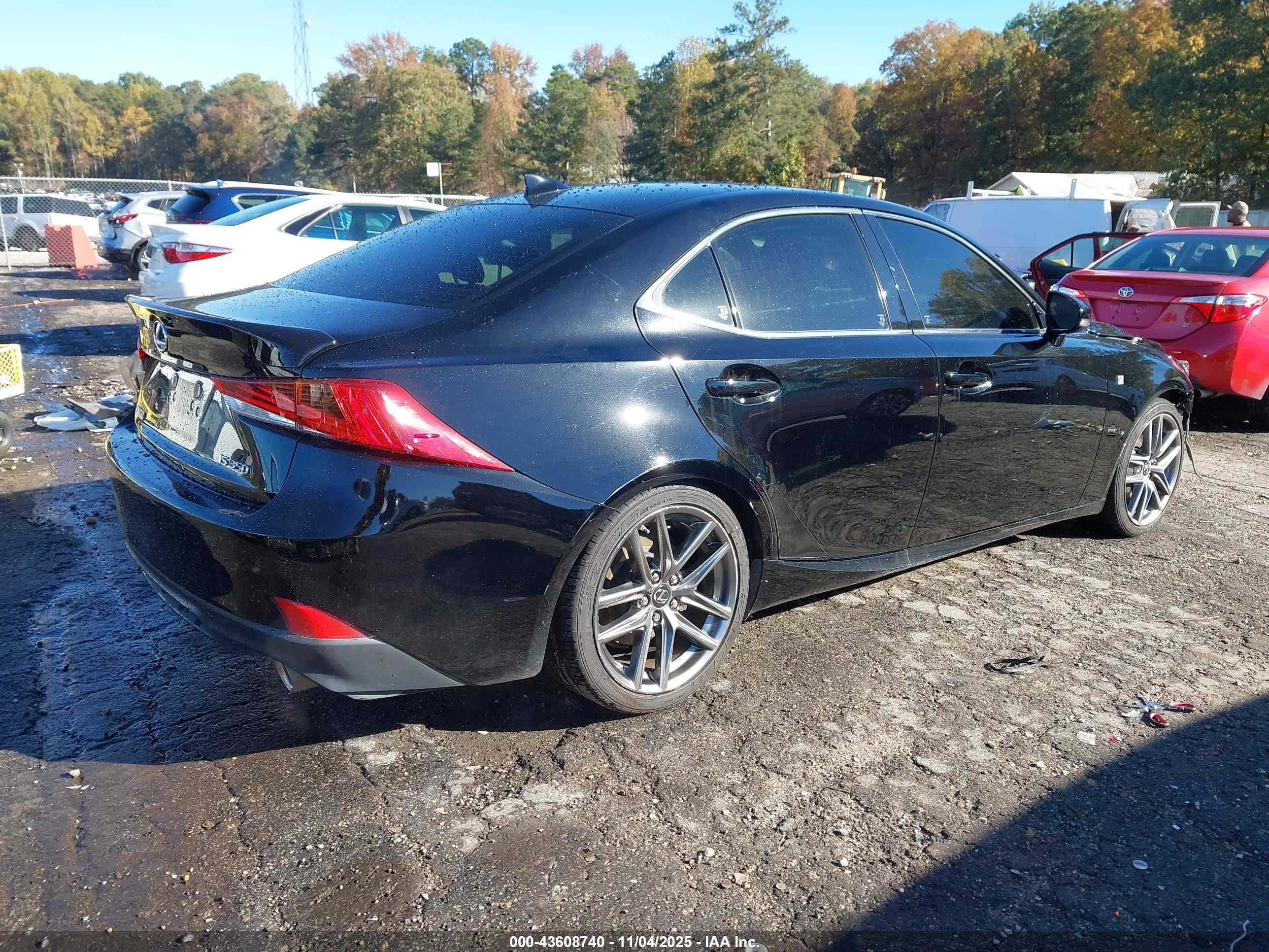 LEXUS IS image 4