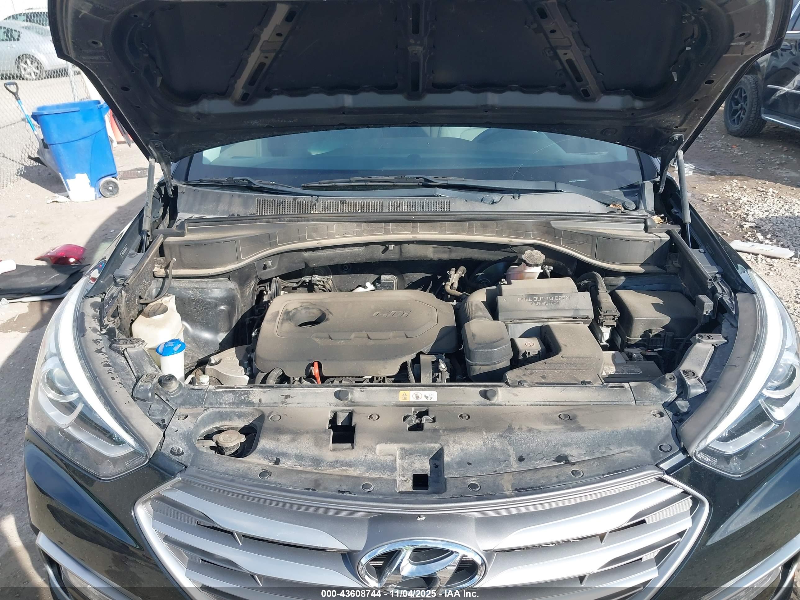 HYUNDAI SANTA image 10