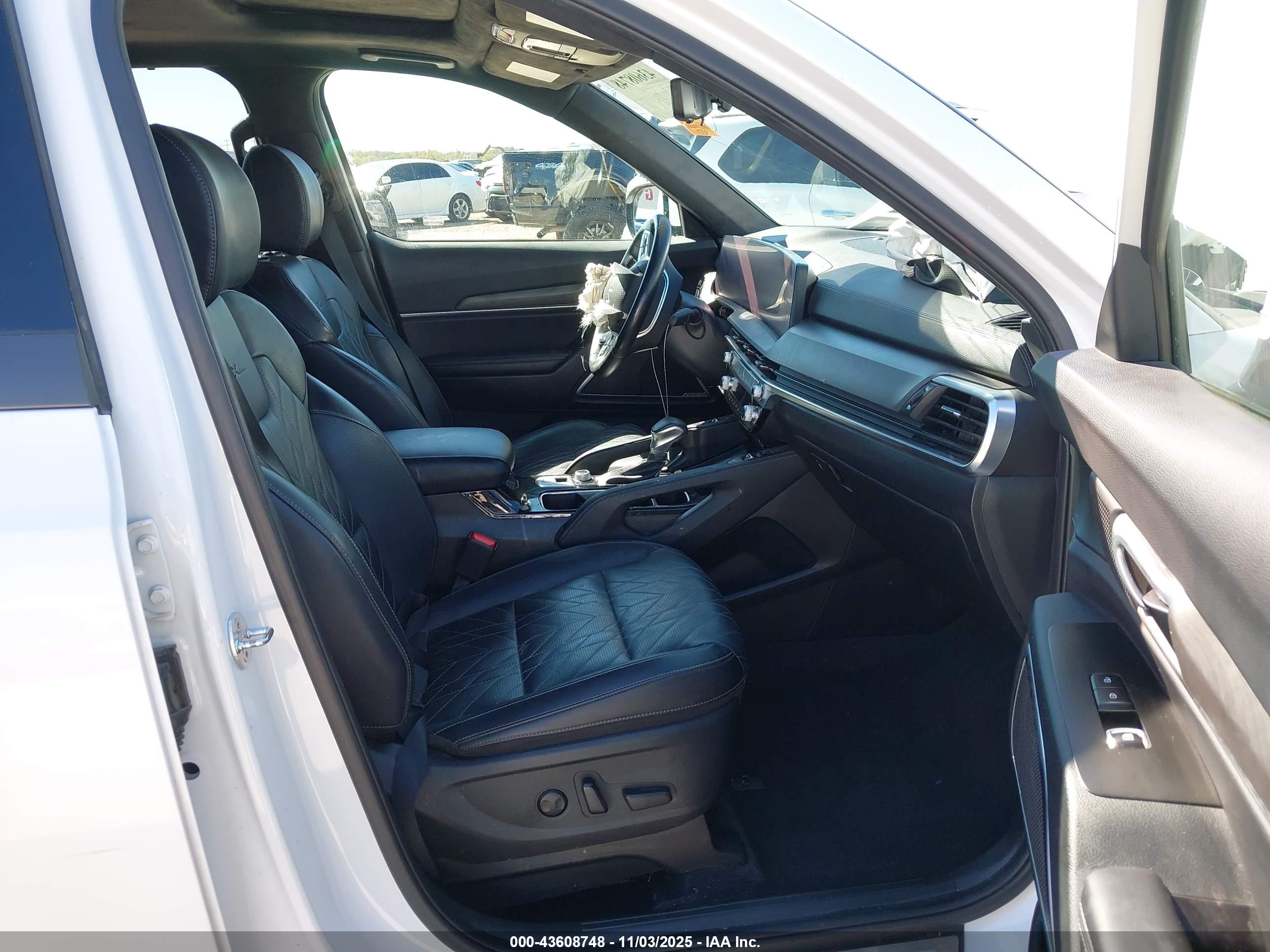 KIA TELLURIDE image 5