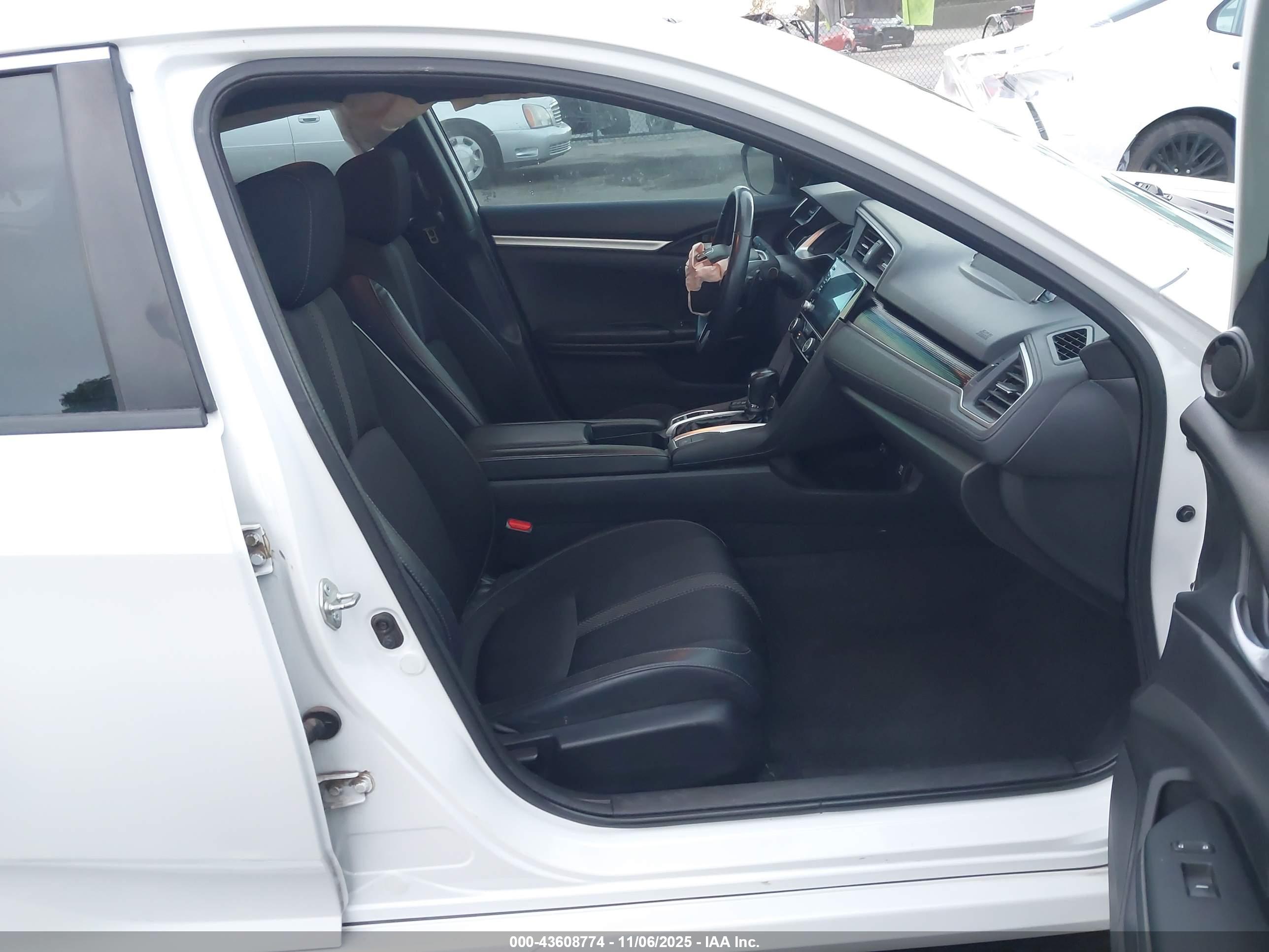 HONDA CIVIC image 5