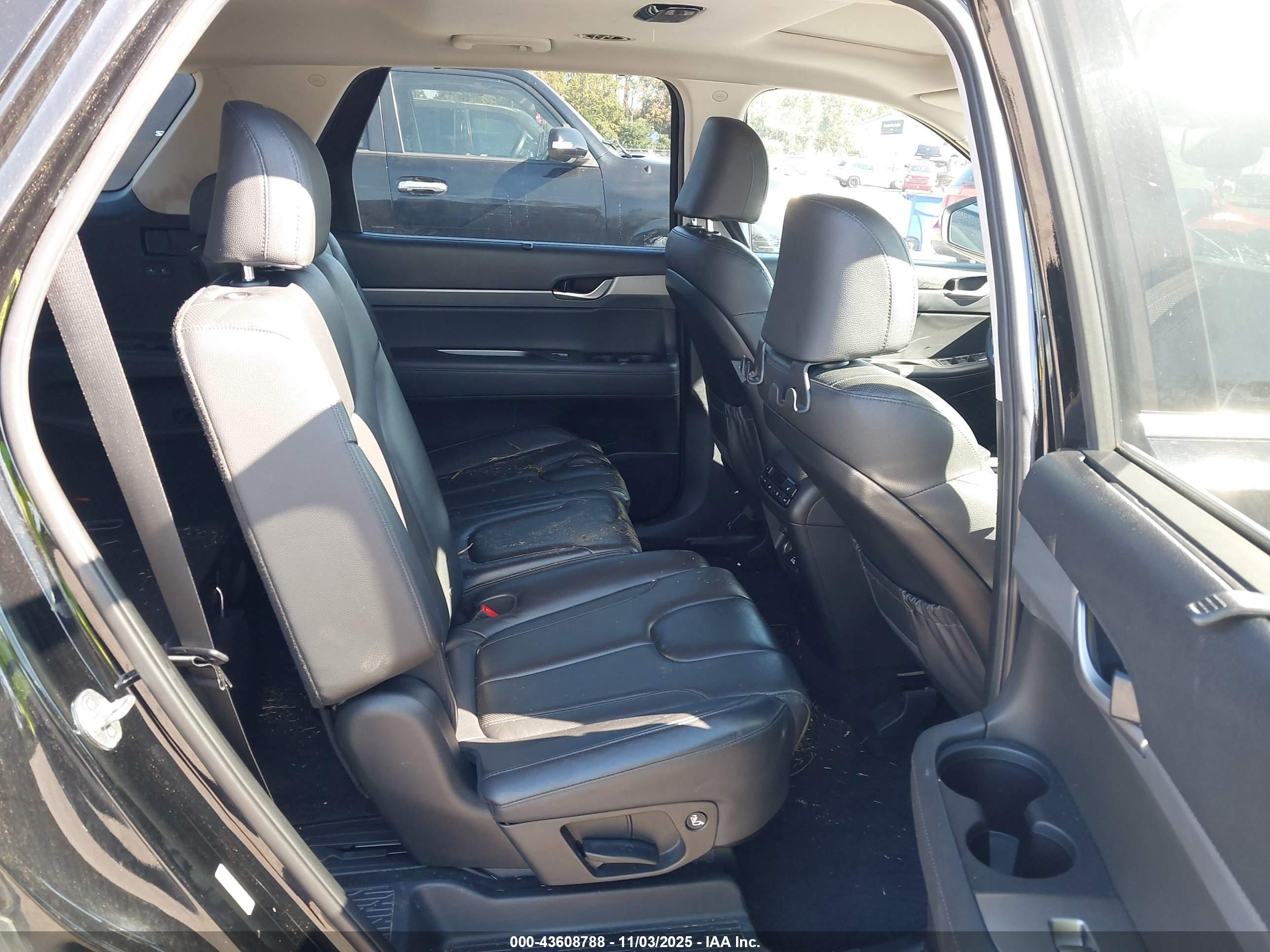 HYUNDAI PALISADE image 8
