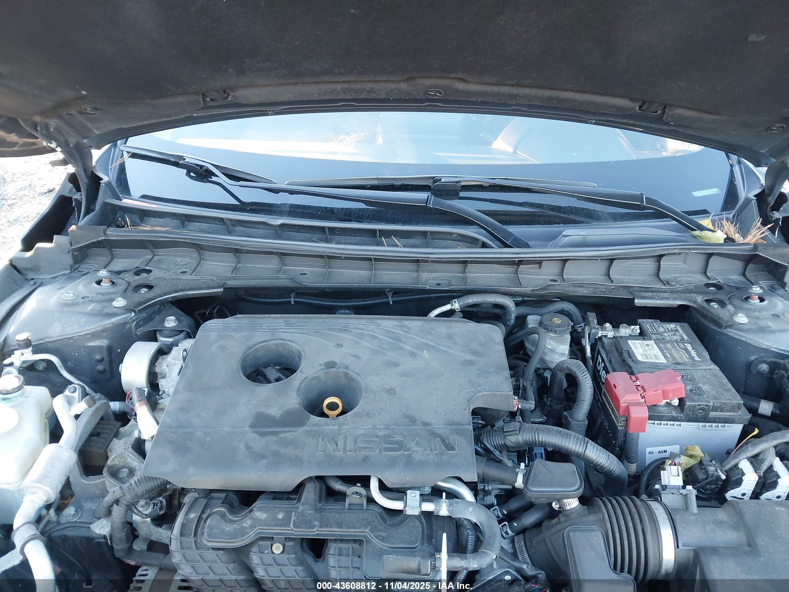 NISSAN ALTIMA image 10