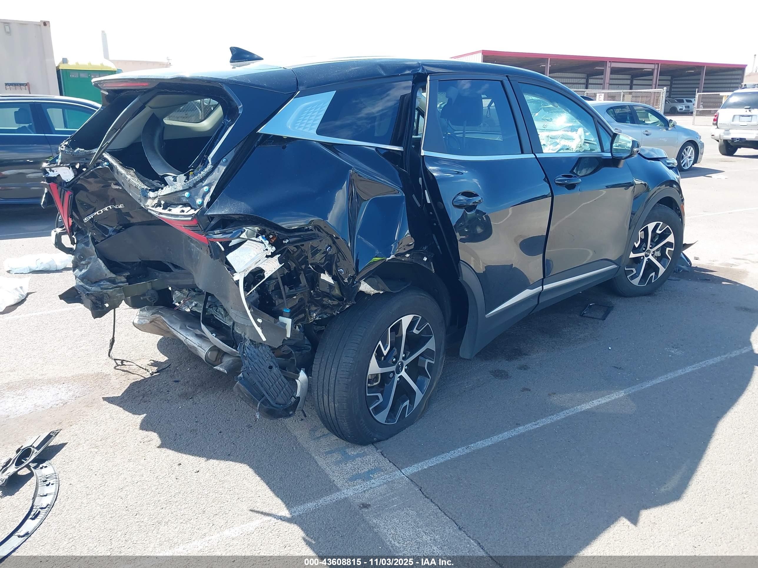KIA SPORTAGE image 4