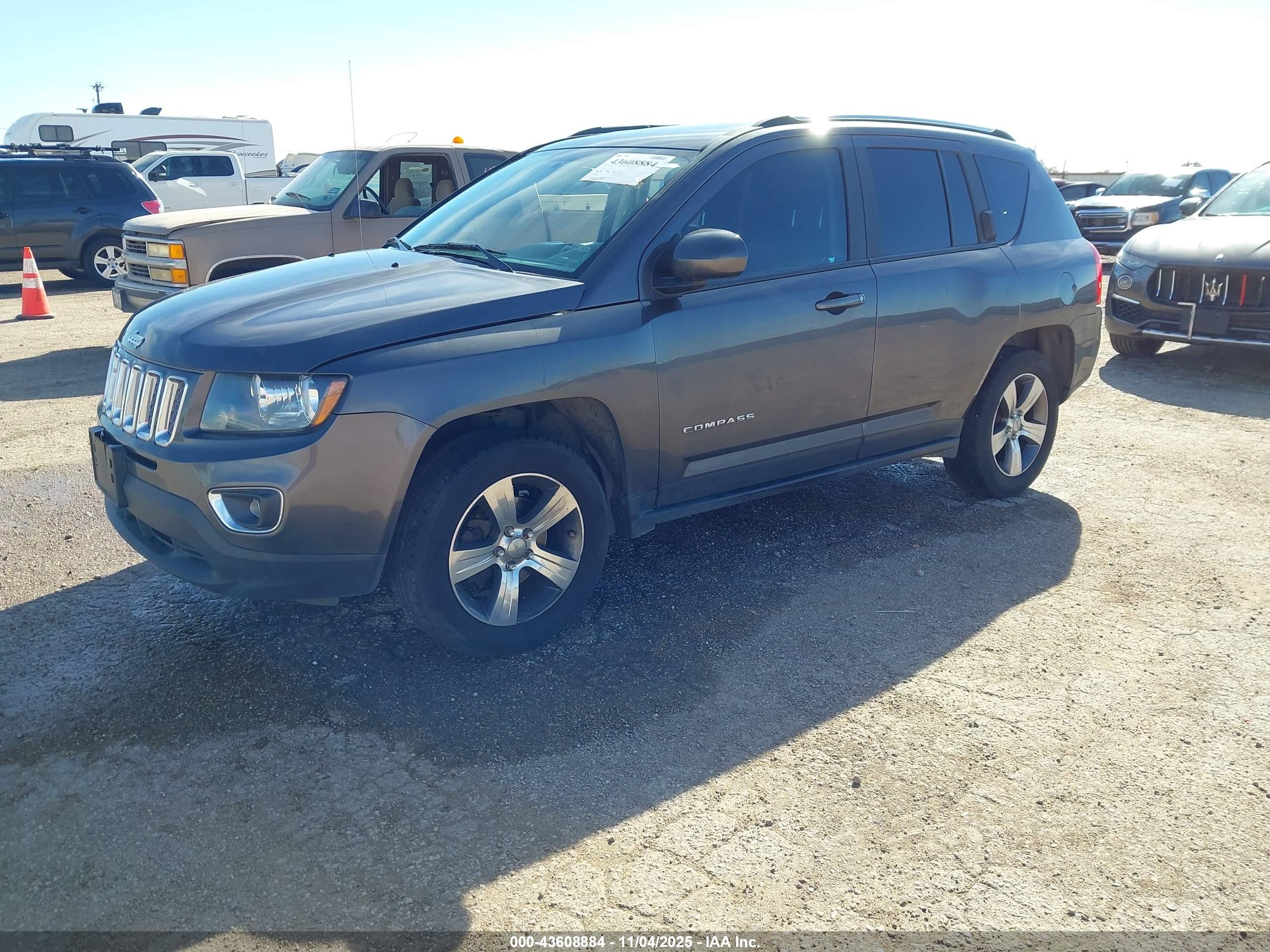 JEEP COMPASS image 2