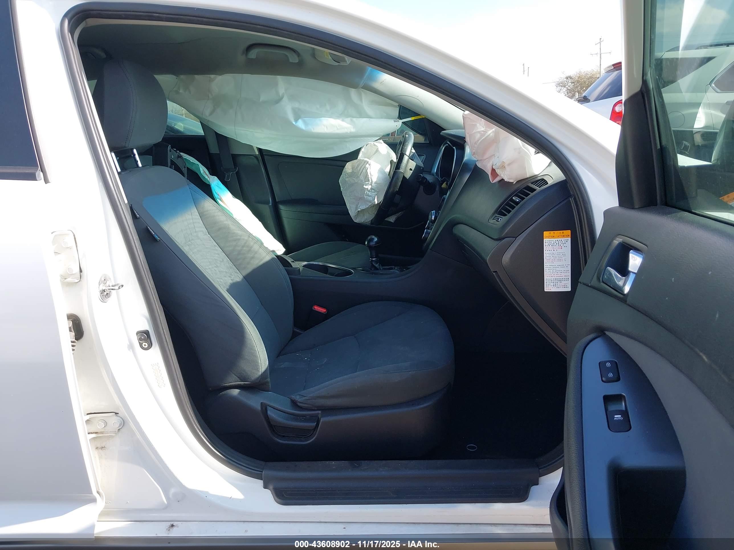 KIA OPTIMA image 5