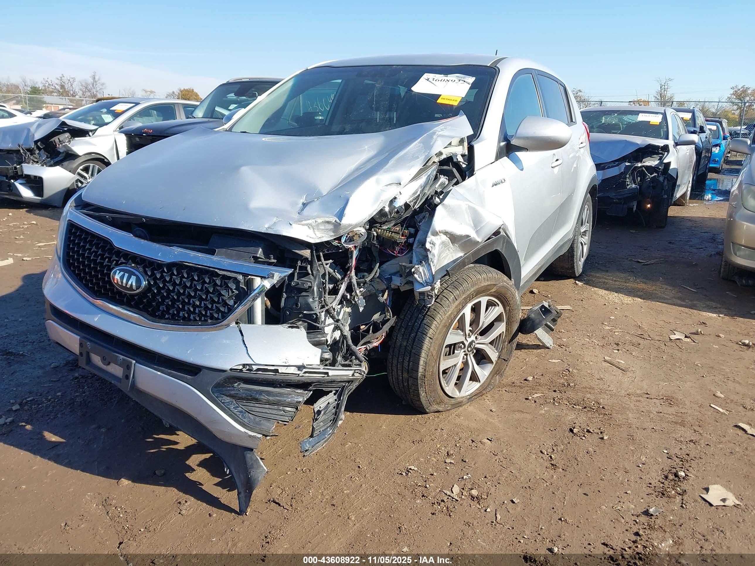 KIA SPORTAGE image 6