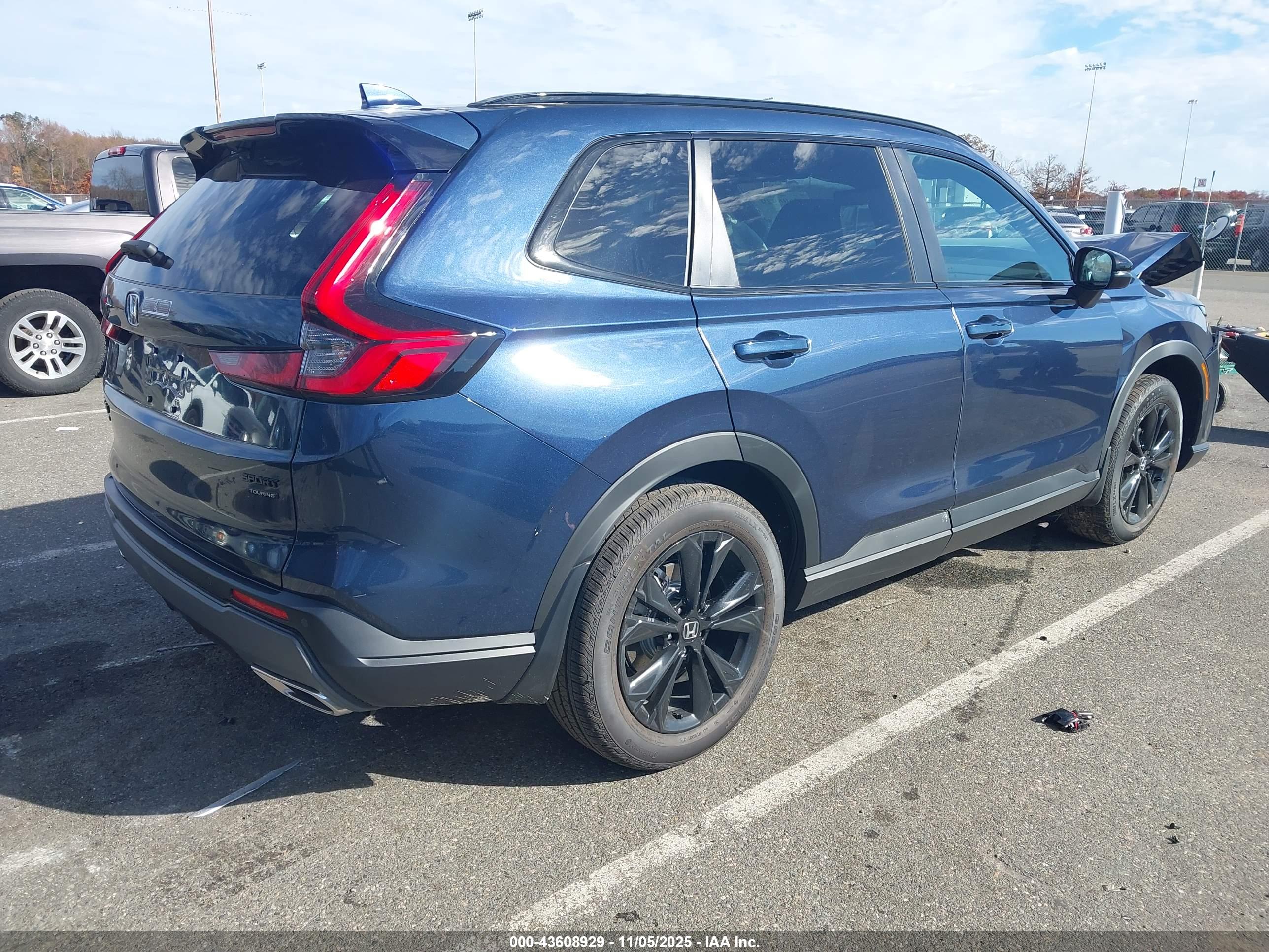 HONDA CR-V image 4