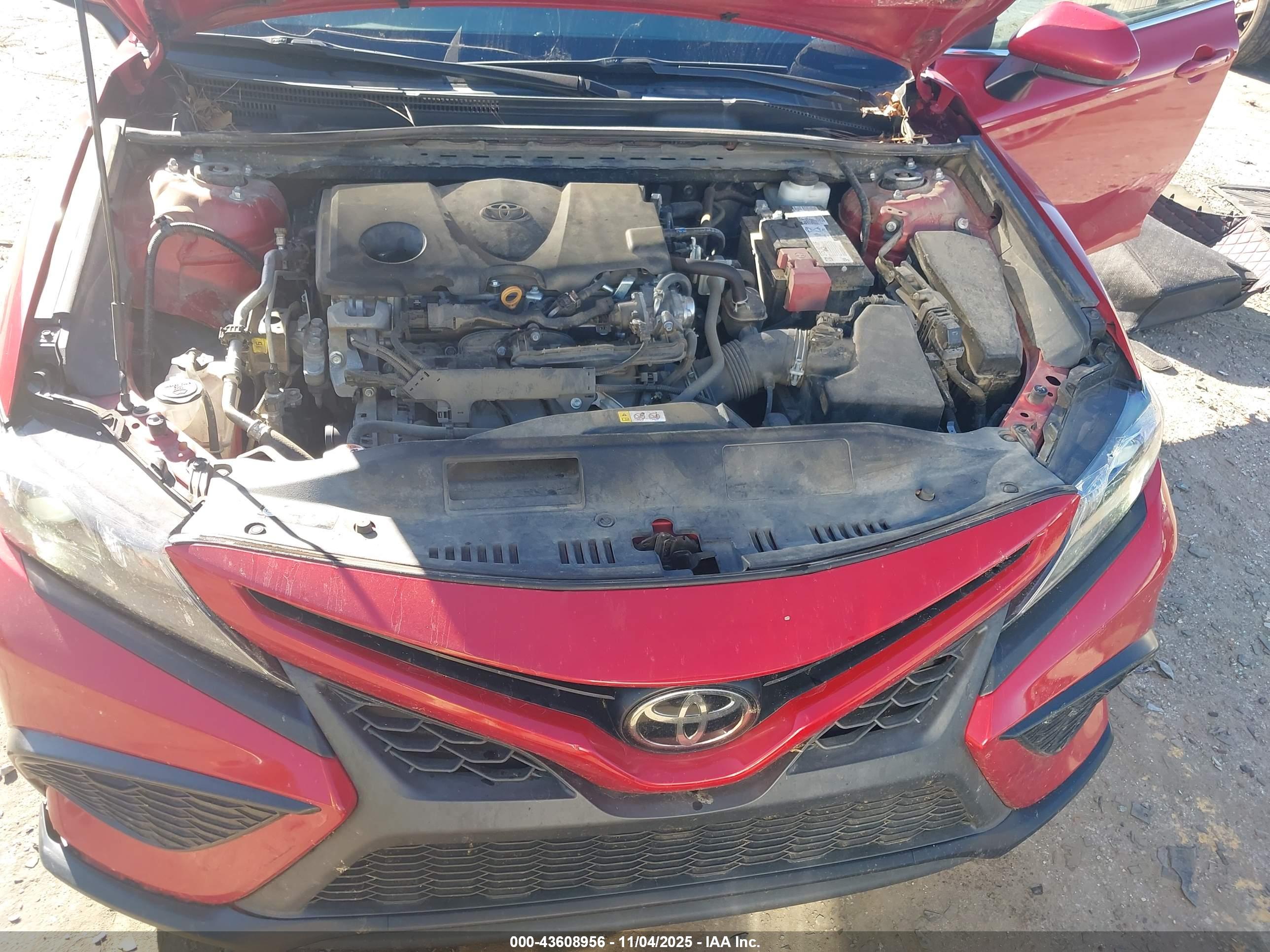 TOYOTA CAMRY image 10