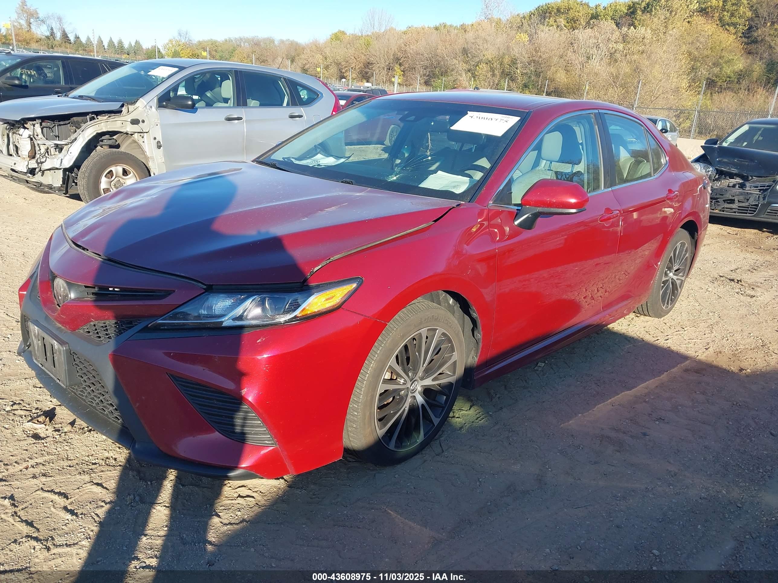 TOYOTA CAMRY image 2