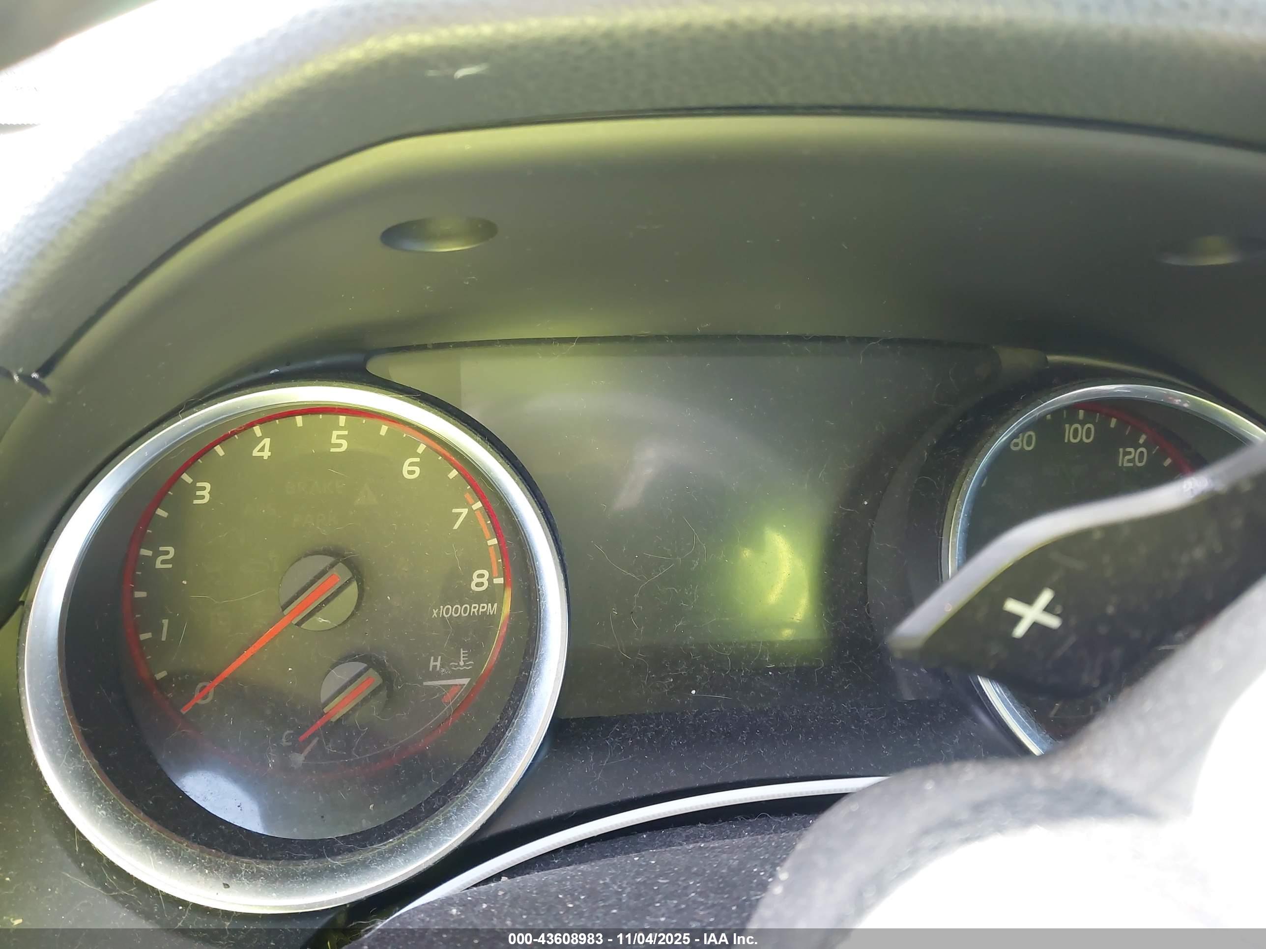 TOYOTA CAMRY image 7