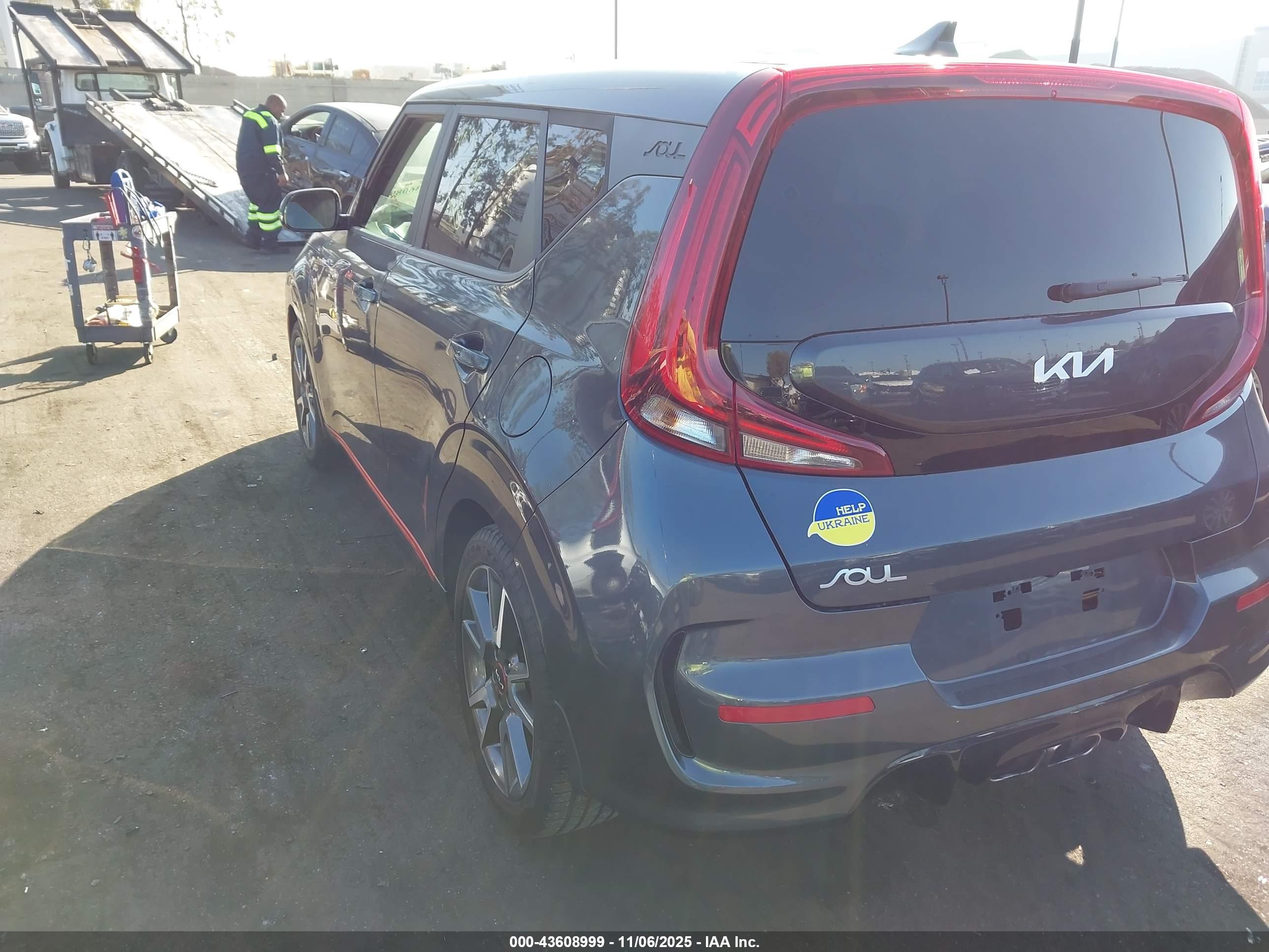 KIA SOUL image 3