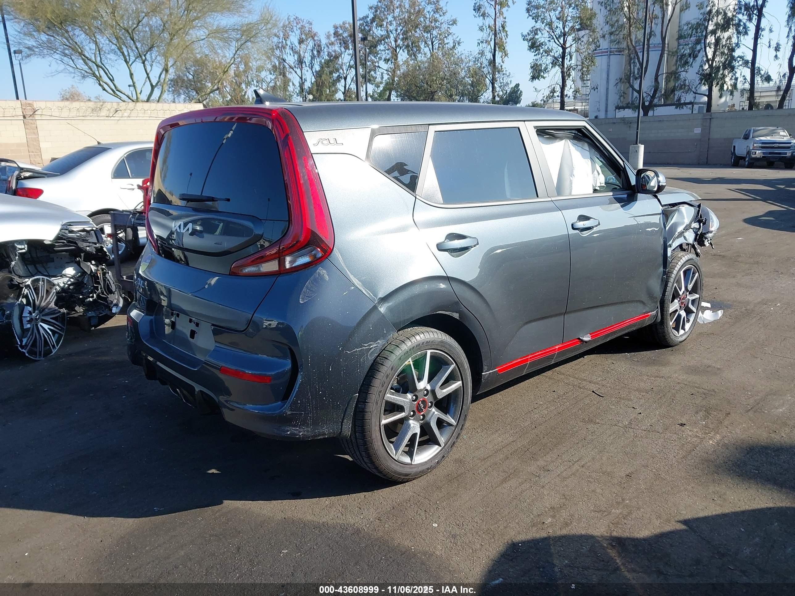 KIA SOUL image 4
