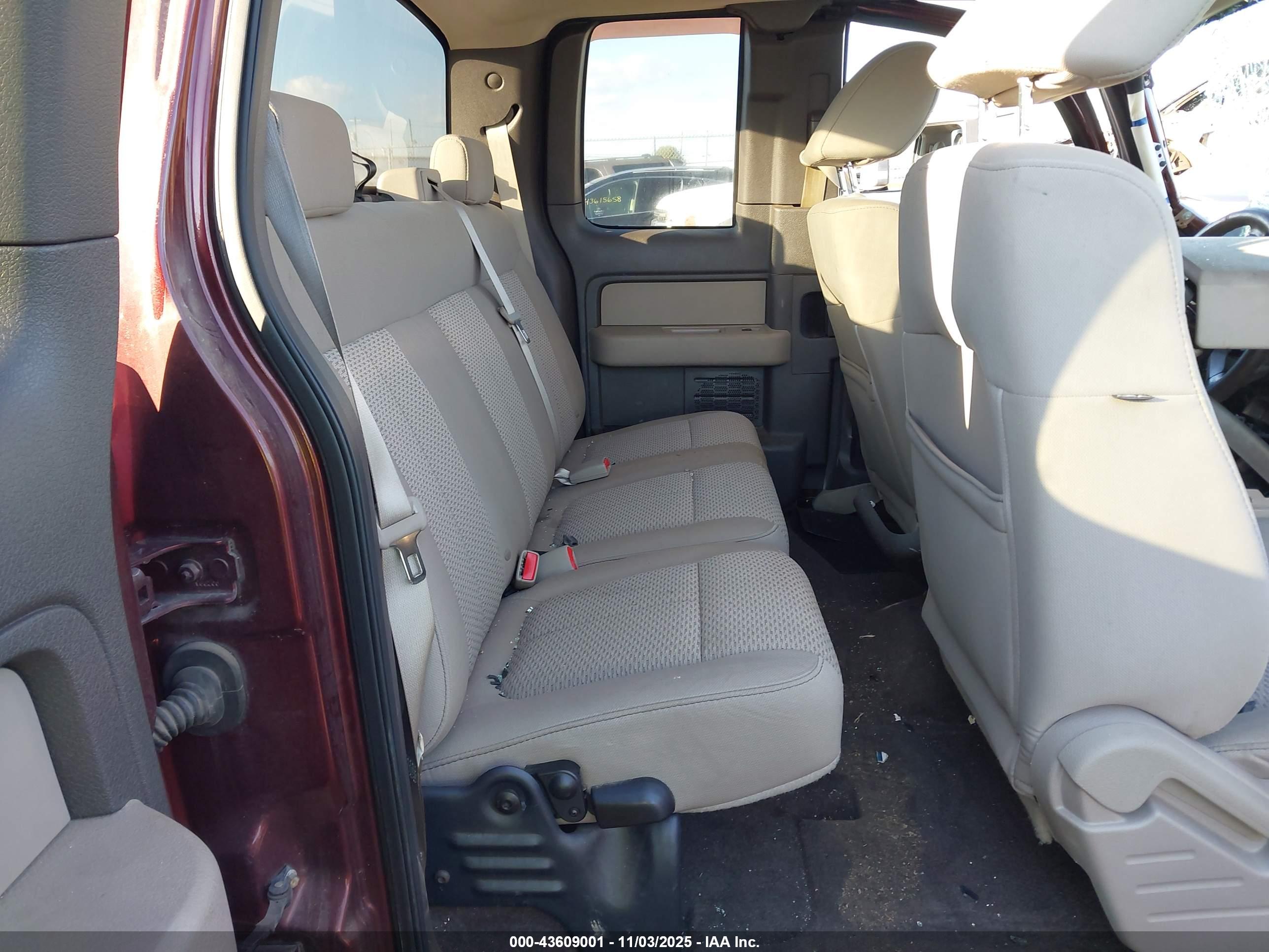 FORD F-150 image 8