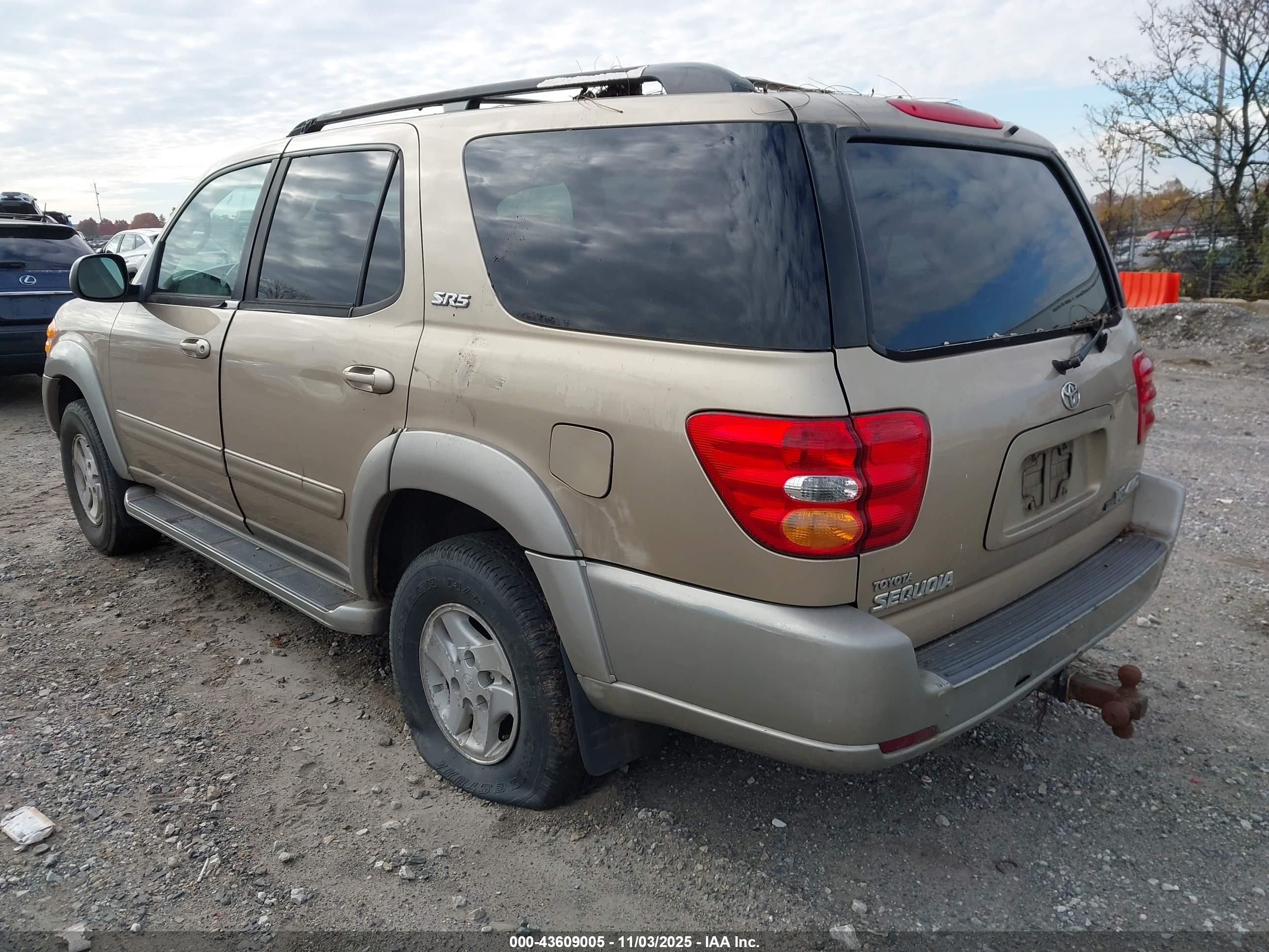 TOYOTA SEQUOIA image 3